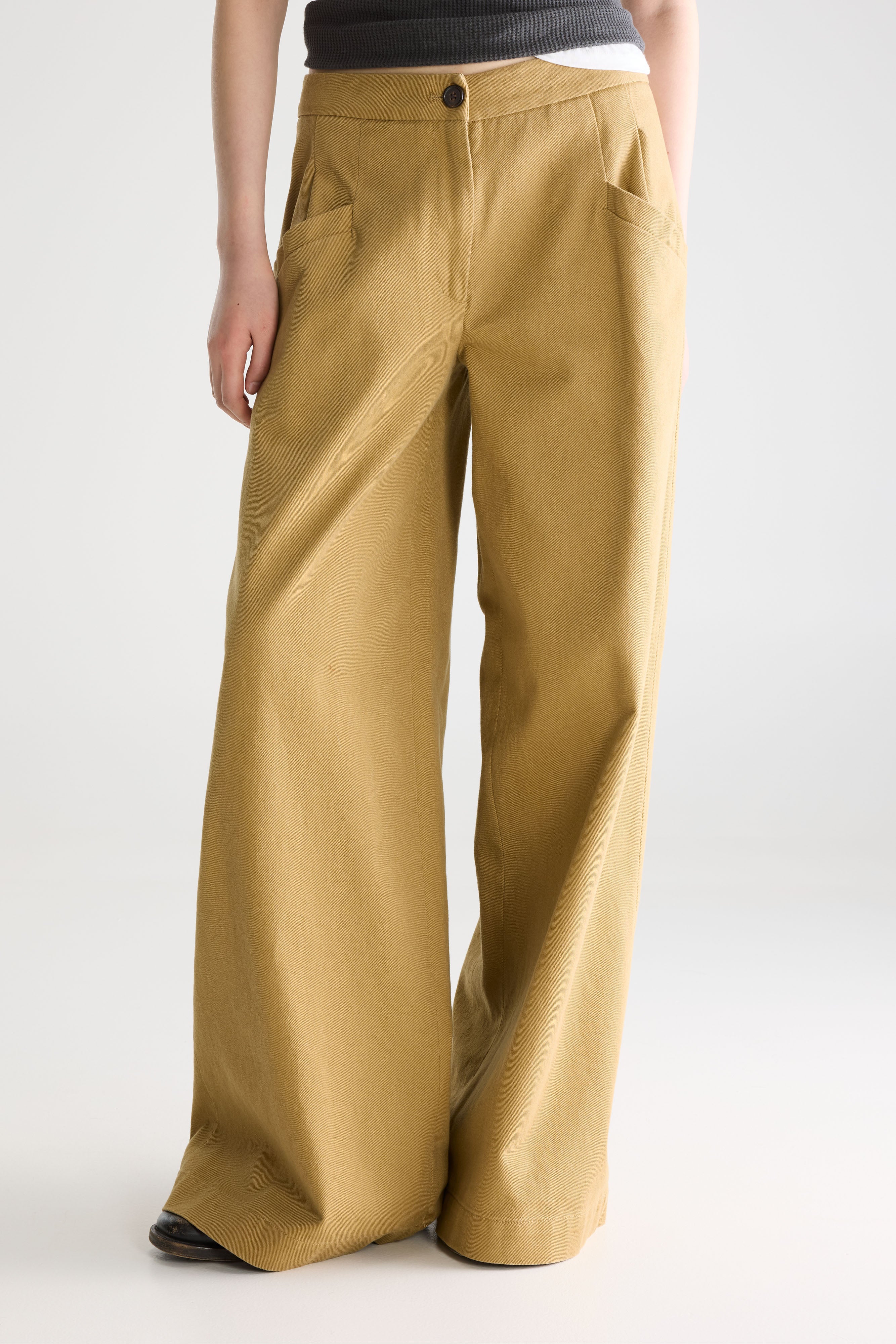 Jesper Wide Trousers - Sahara For Women | Bellerose