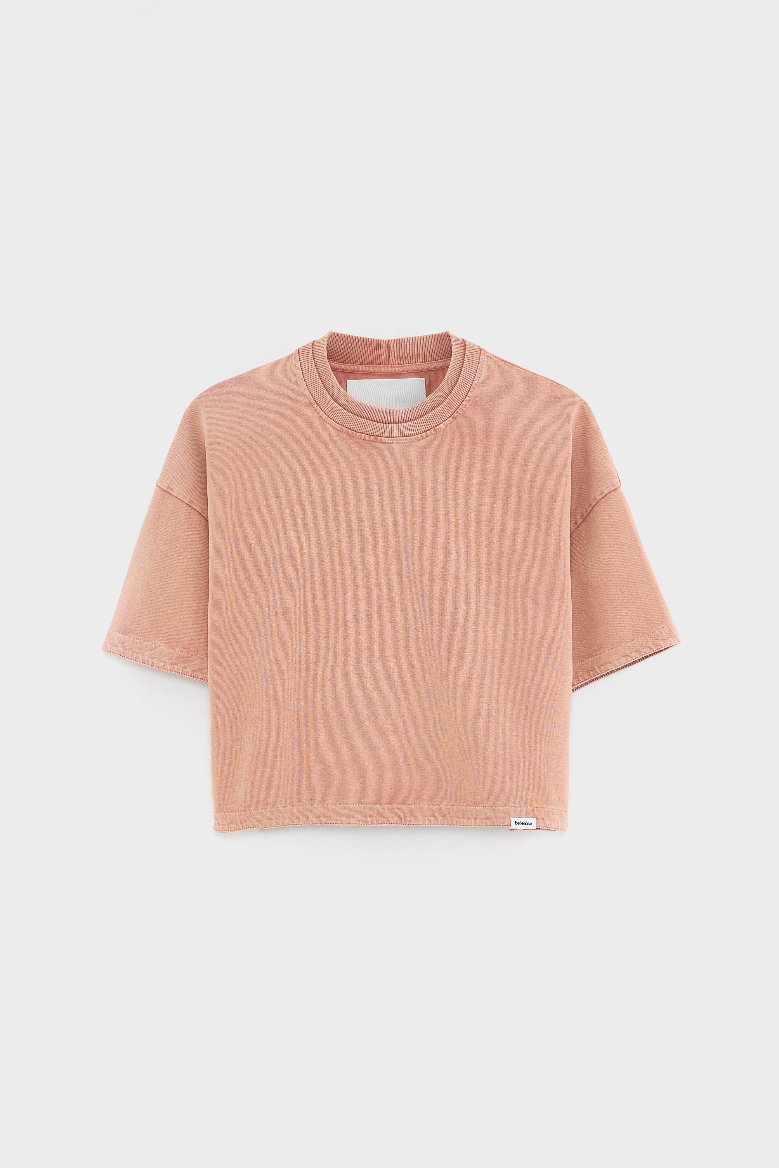 Fan cropped t-shirt (261 / W / ETRUSCAN RED)
