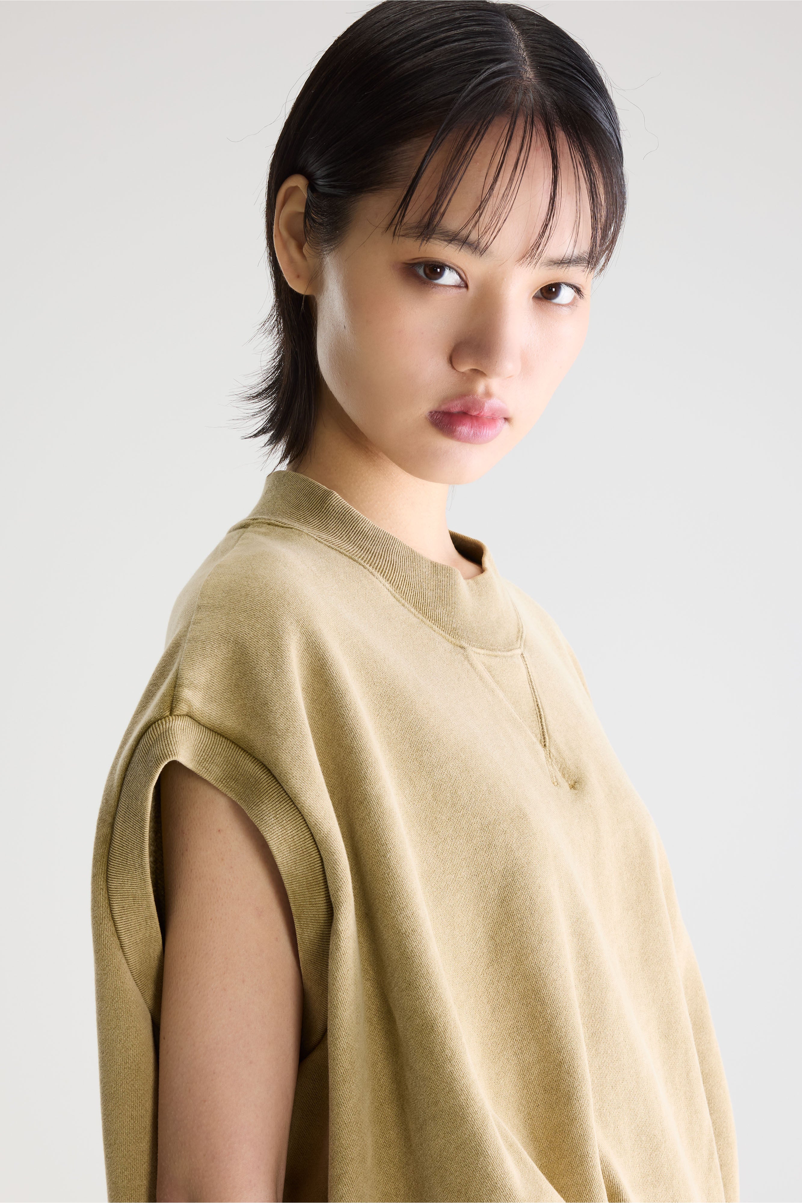 Fytom sleeveless sweatshirt (261 / W / VETIVER)