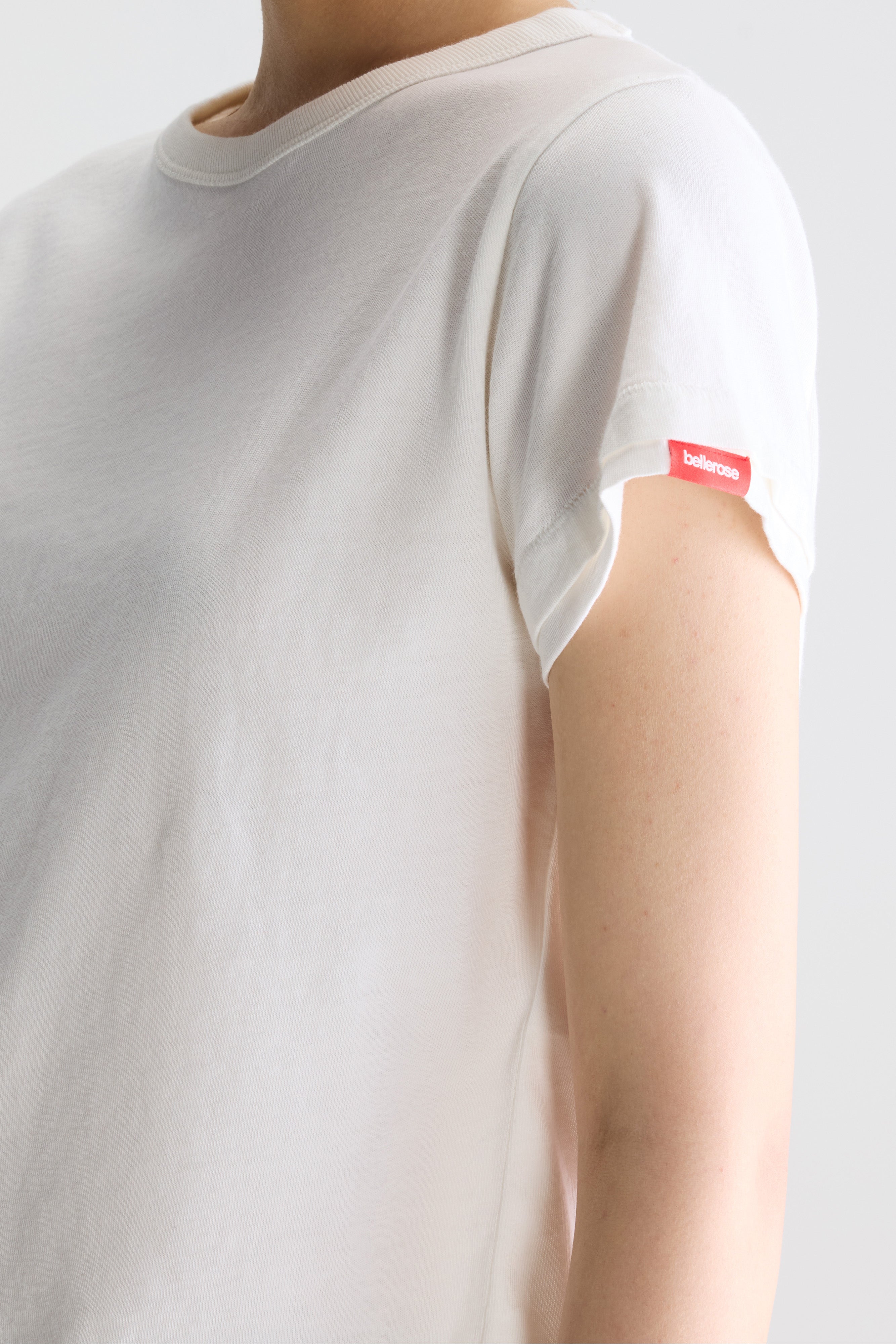 Cesar short-sleeve t-shirt (261 / W / CASPER)