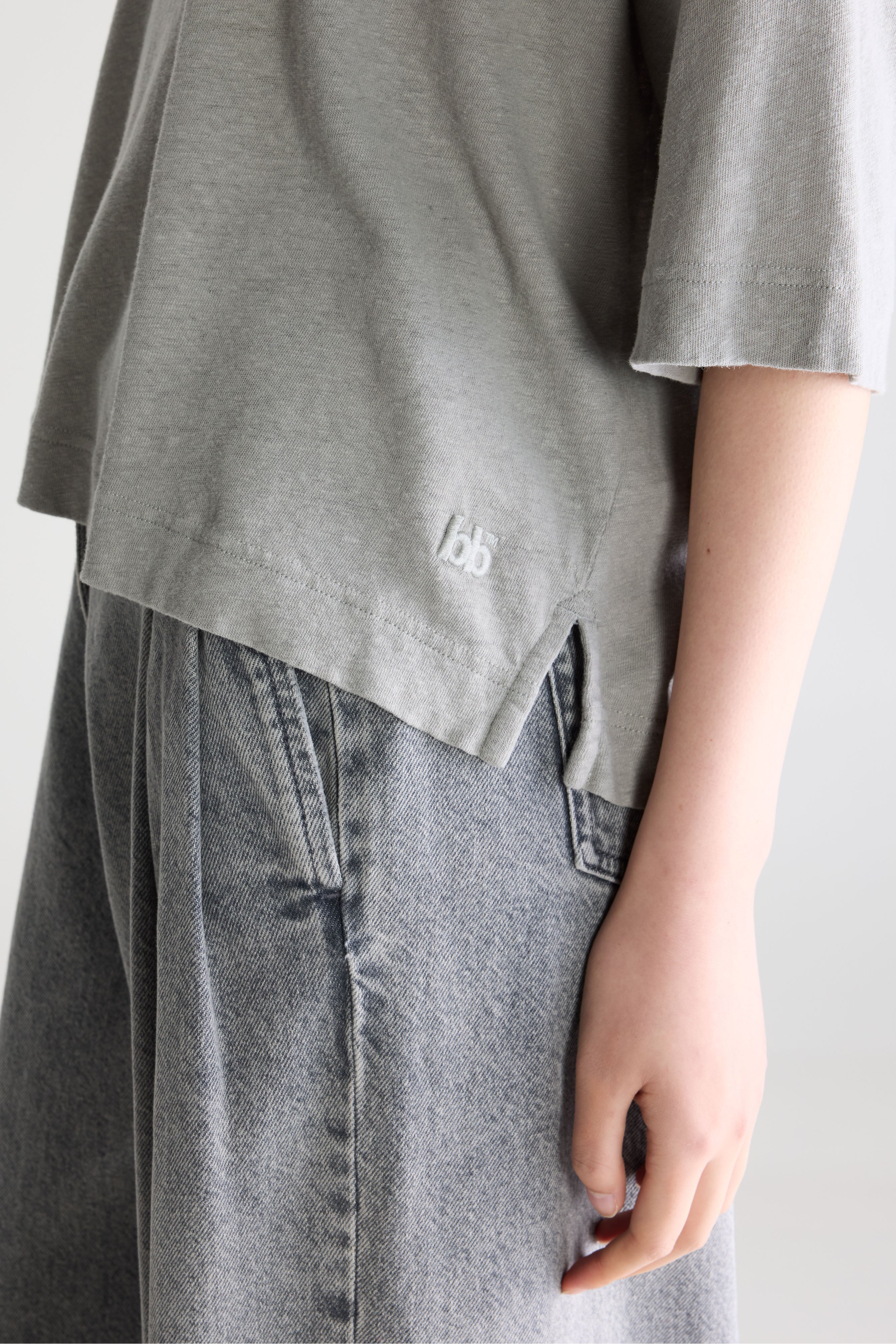 Vydel short-sleeve t-shirt (261 / W / STEEL)