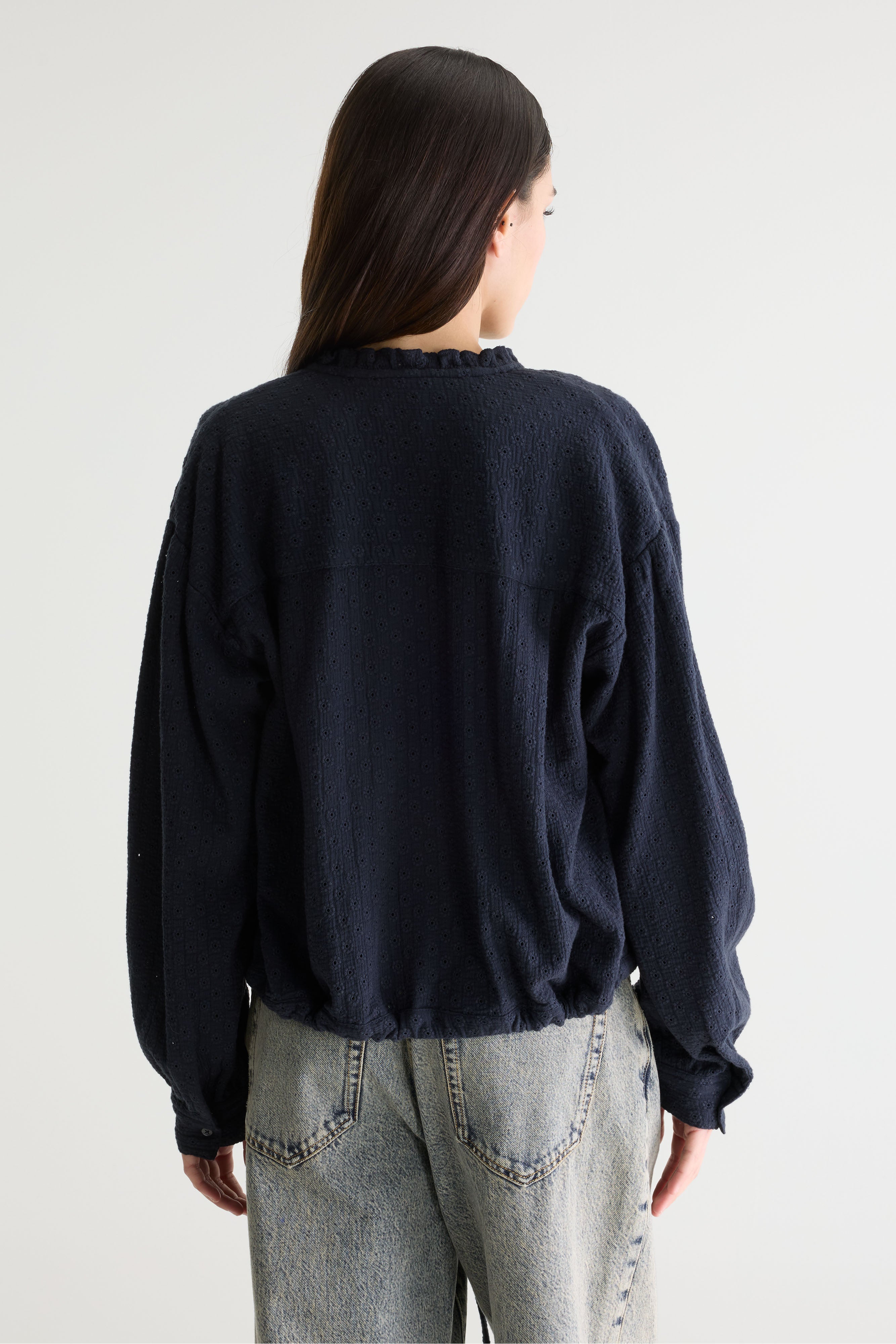 Chelsy embroidered blouse (261 / W / NAVY)