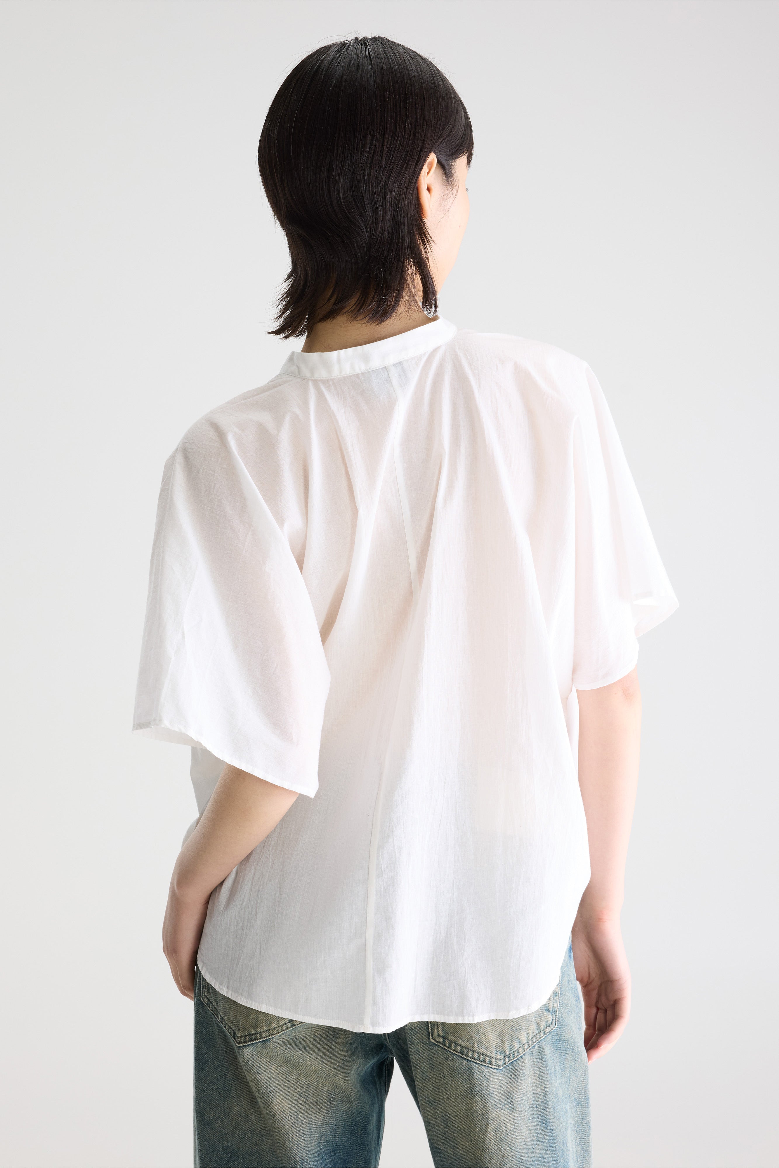 Dahlia ruffled blouse (261 / W / WHITE)