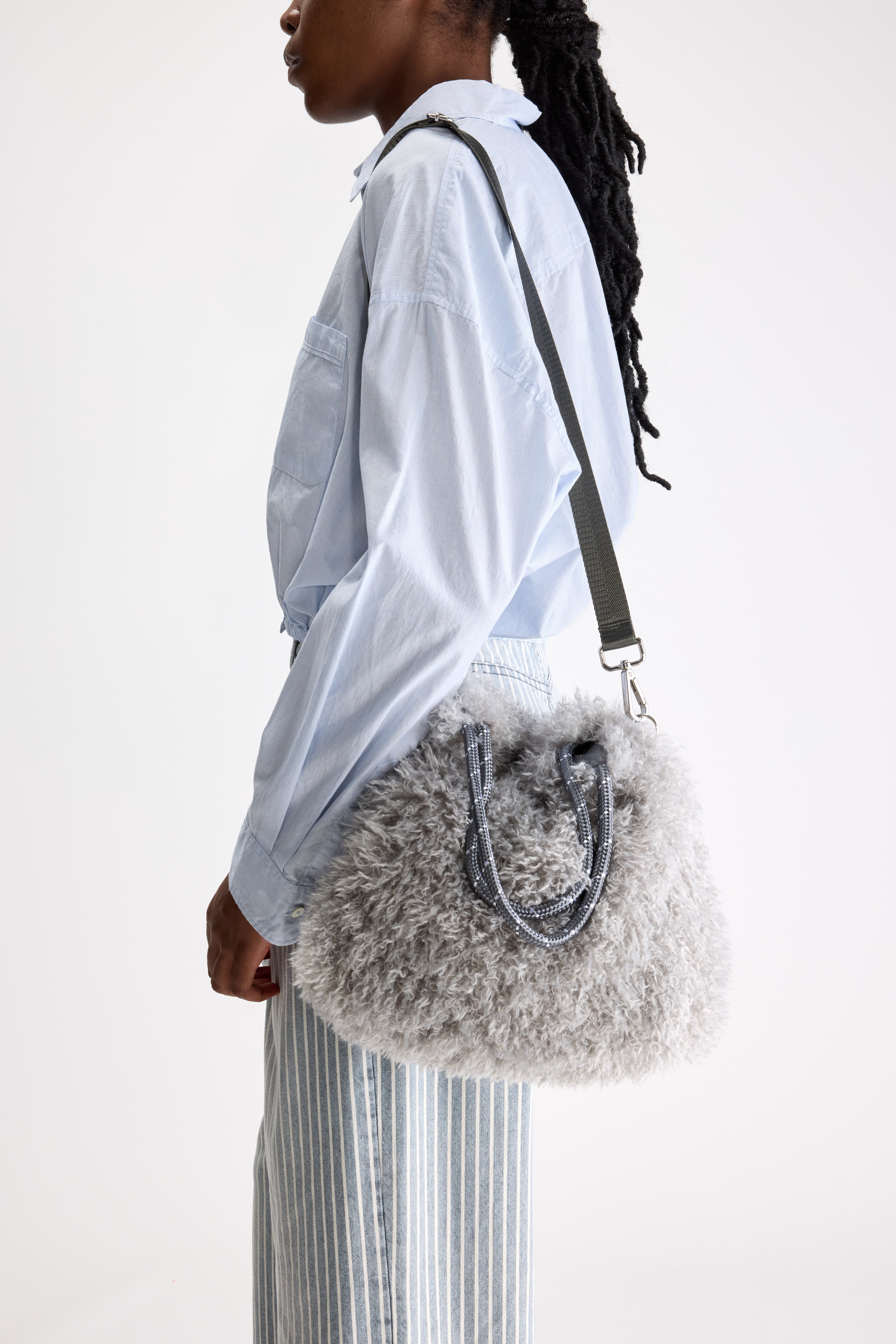 Helmin shoulder bag (261 / W / NICKEL)