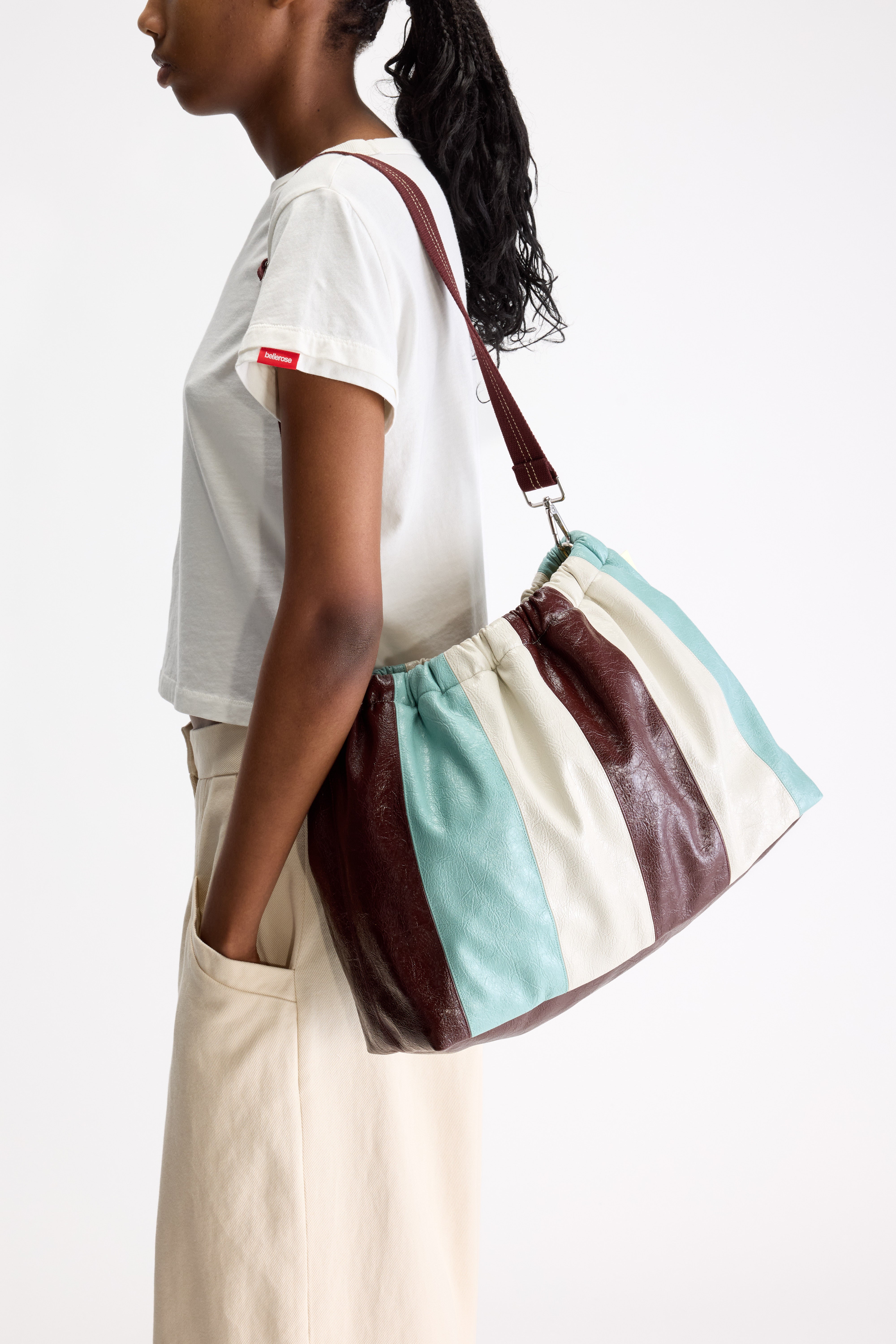 Hobby crossbody bag (261 / W / STRIPE B)