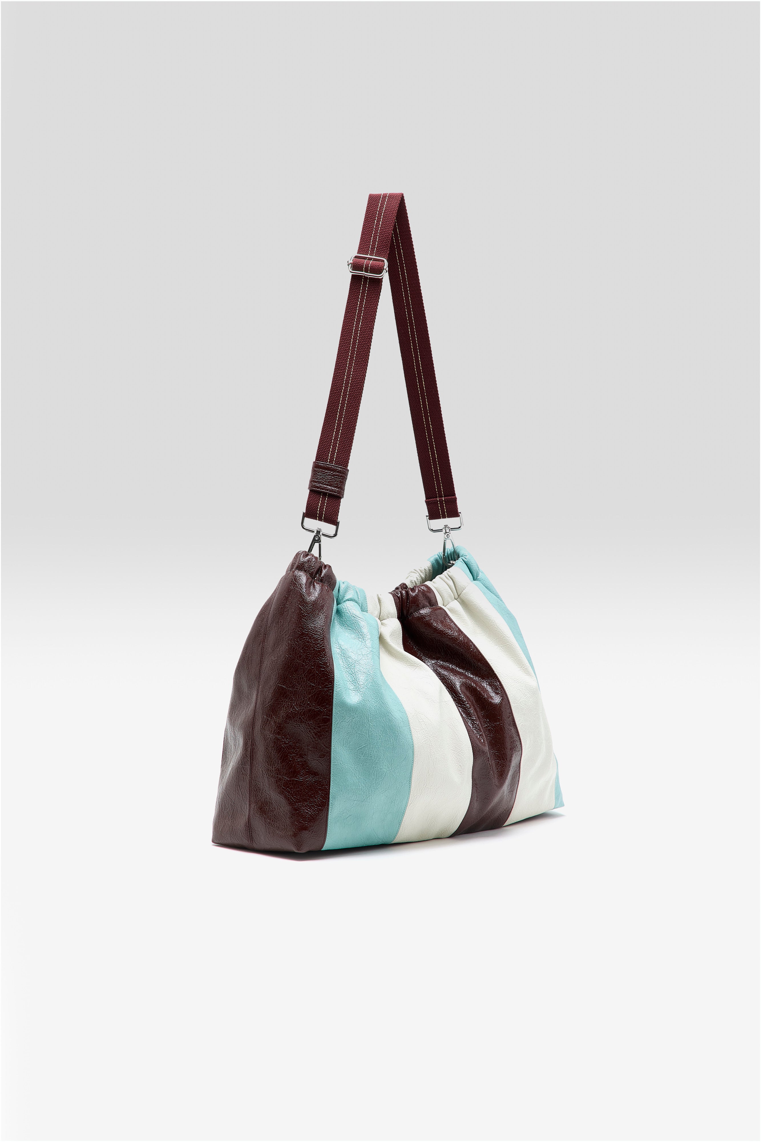 Hobby crossbody bag (261 / W / STRIPE B)