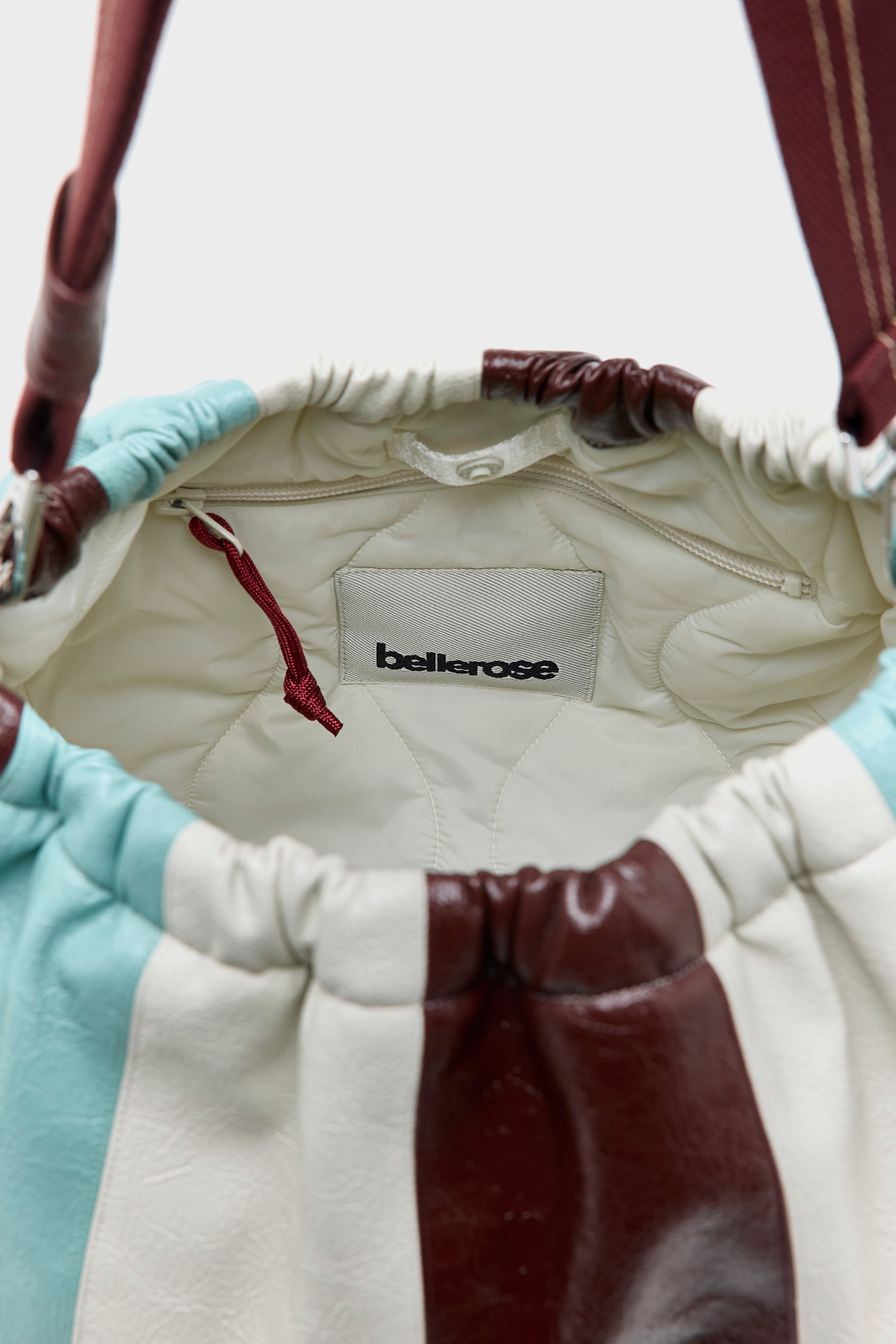 Hobby crossbody bag (261 / W / STRIPE B)