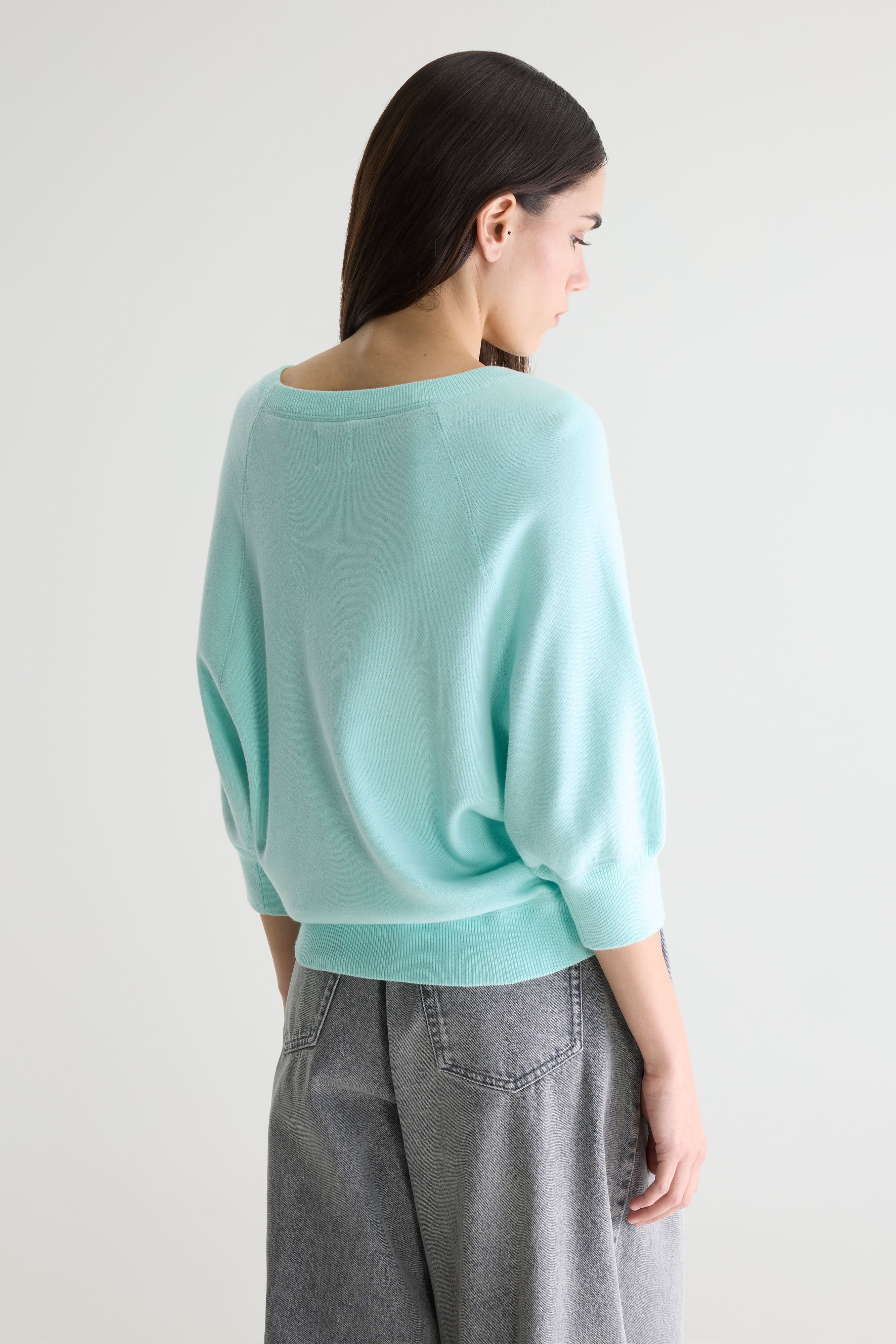 Anglet crewneck sweater (261 / W / ICEBERG)
