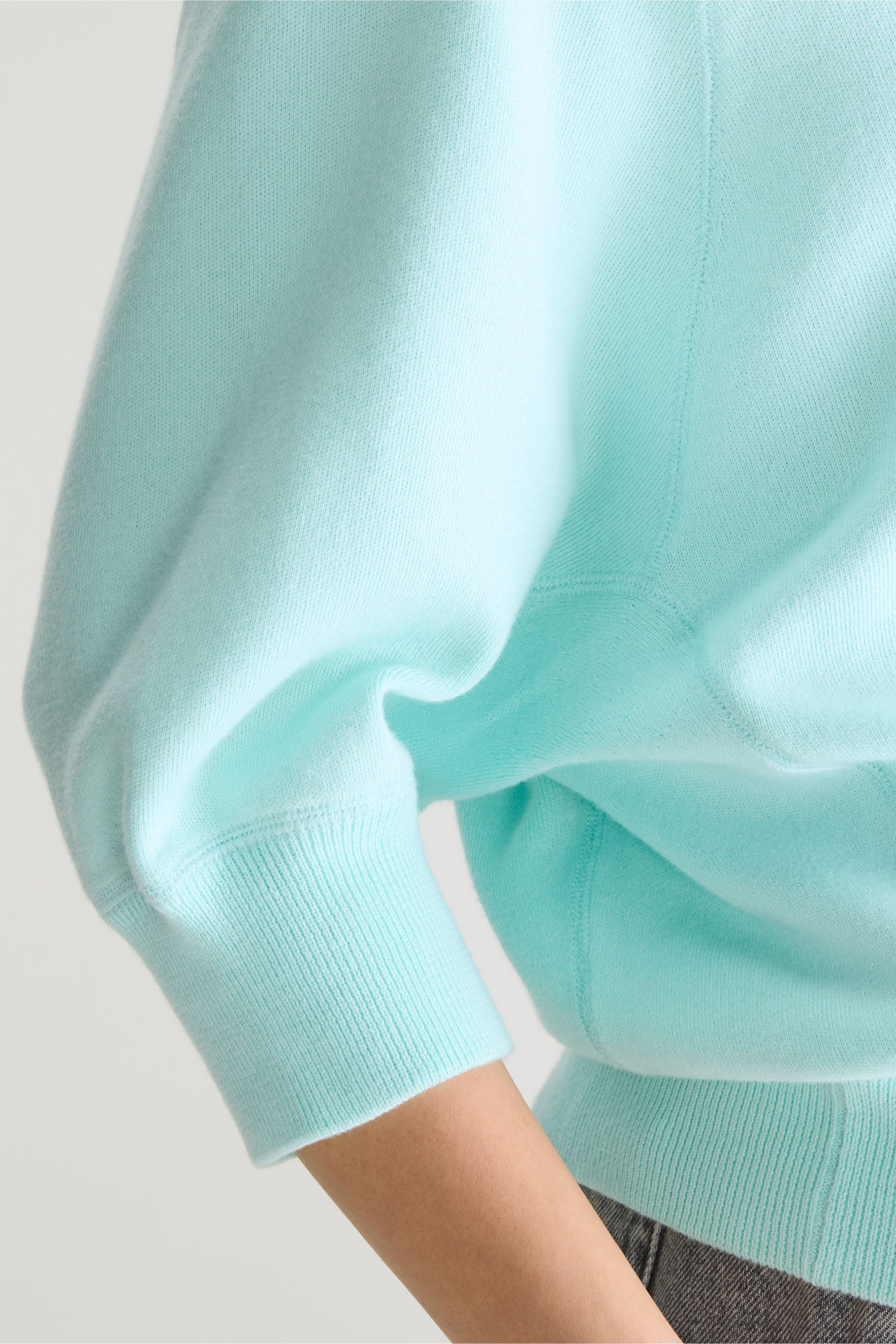 Anglet crewneck sweater (261 / W / ICEBERG)
