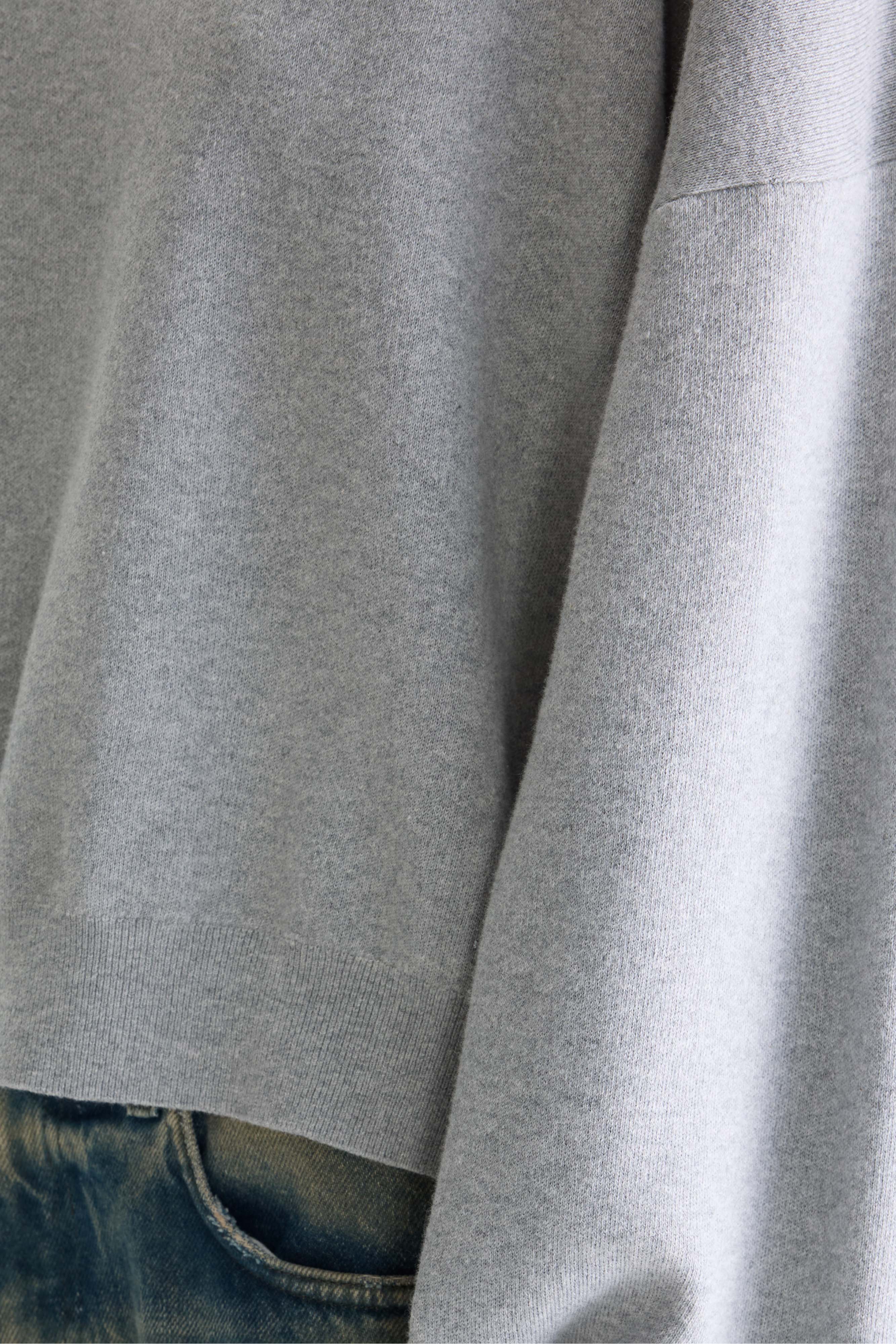 Angum relaxed sweater (261 / W / H. GREY)