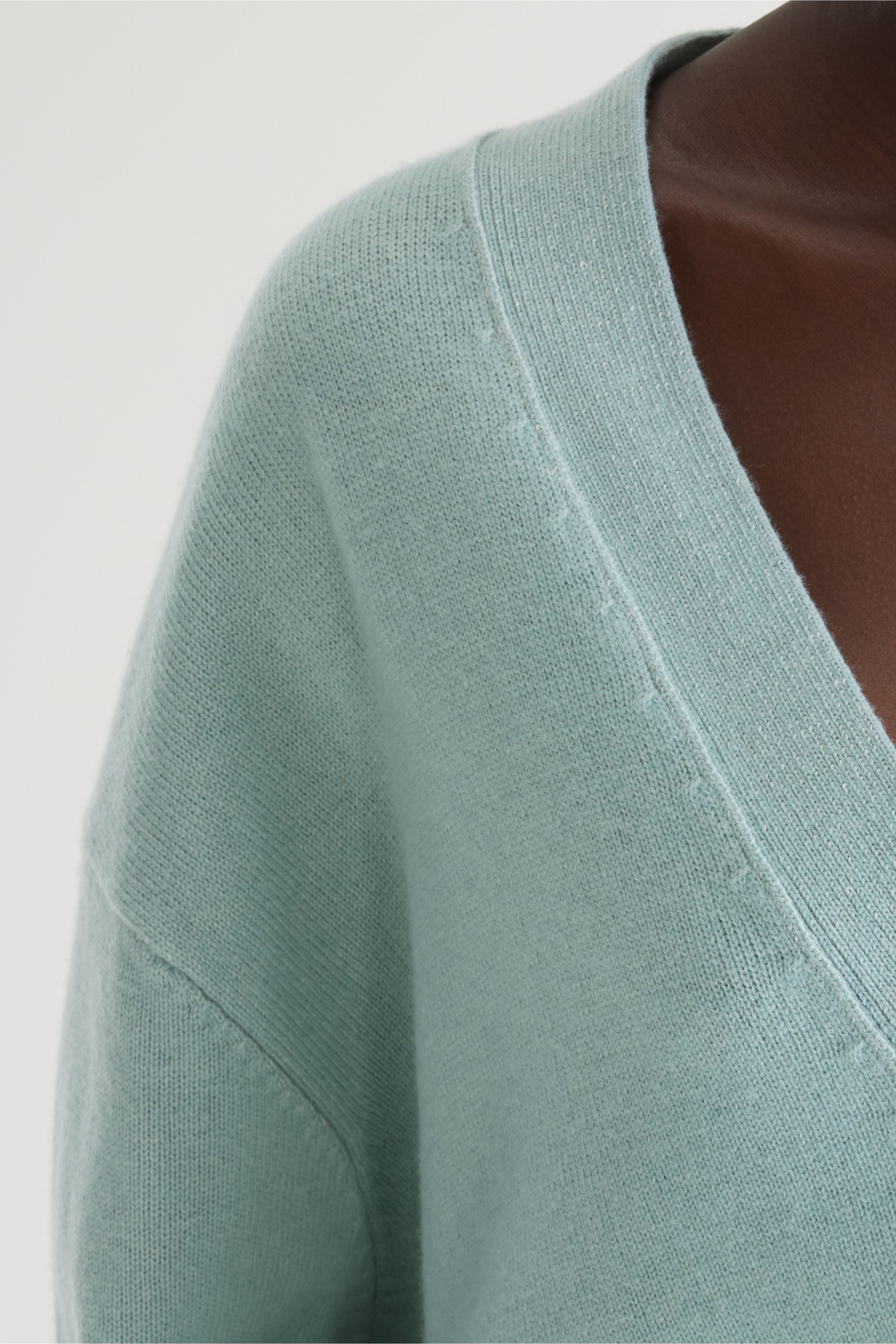 Gakkin boxy cardigan (261 / W / JADEITE)