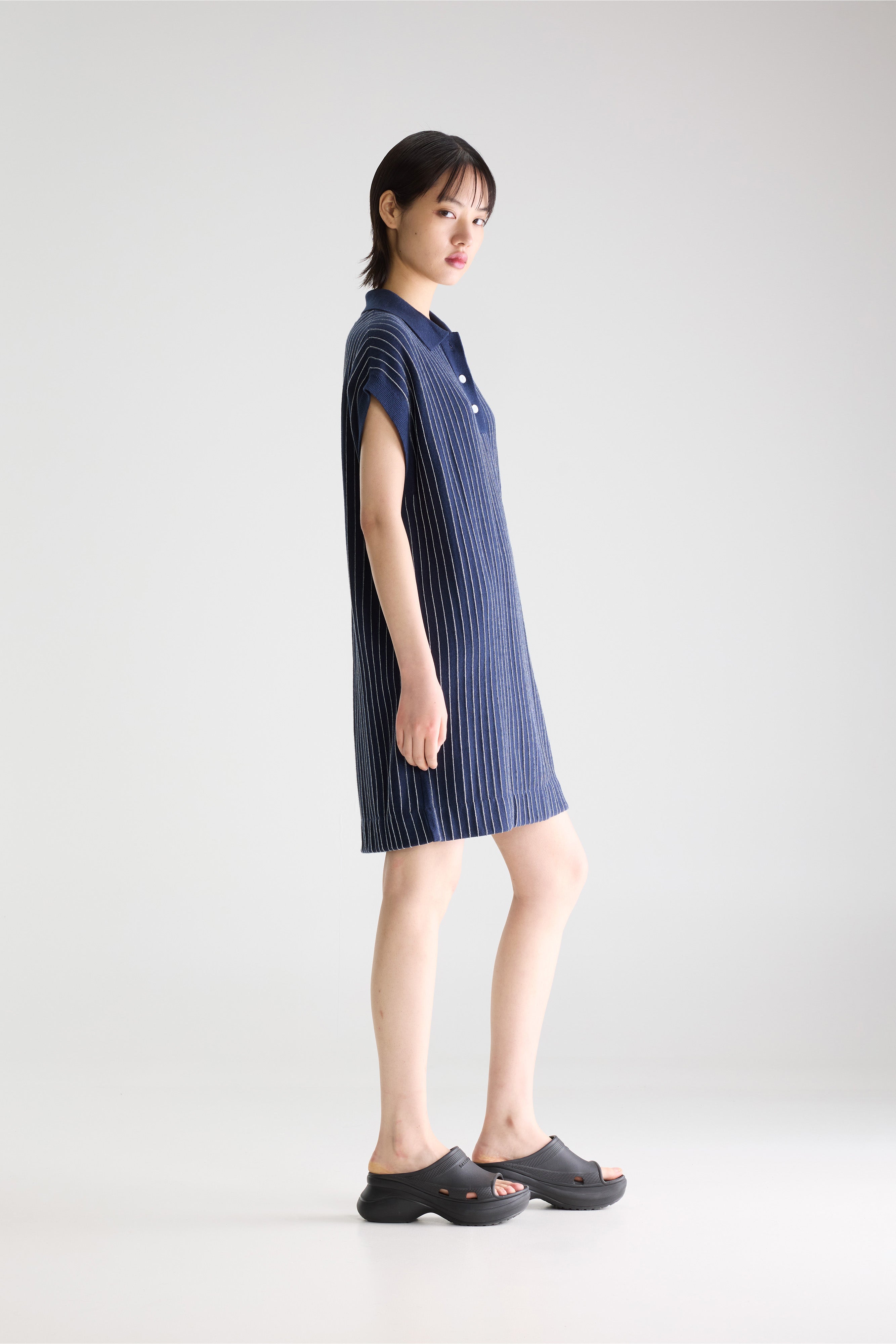 Gemro sleeveless knitted dress (261 / W / PARKER)