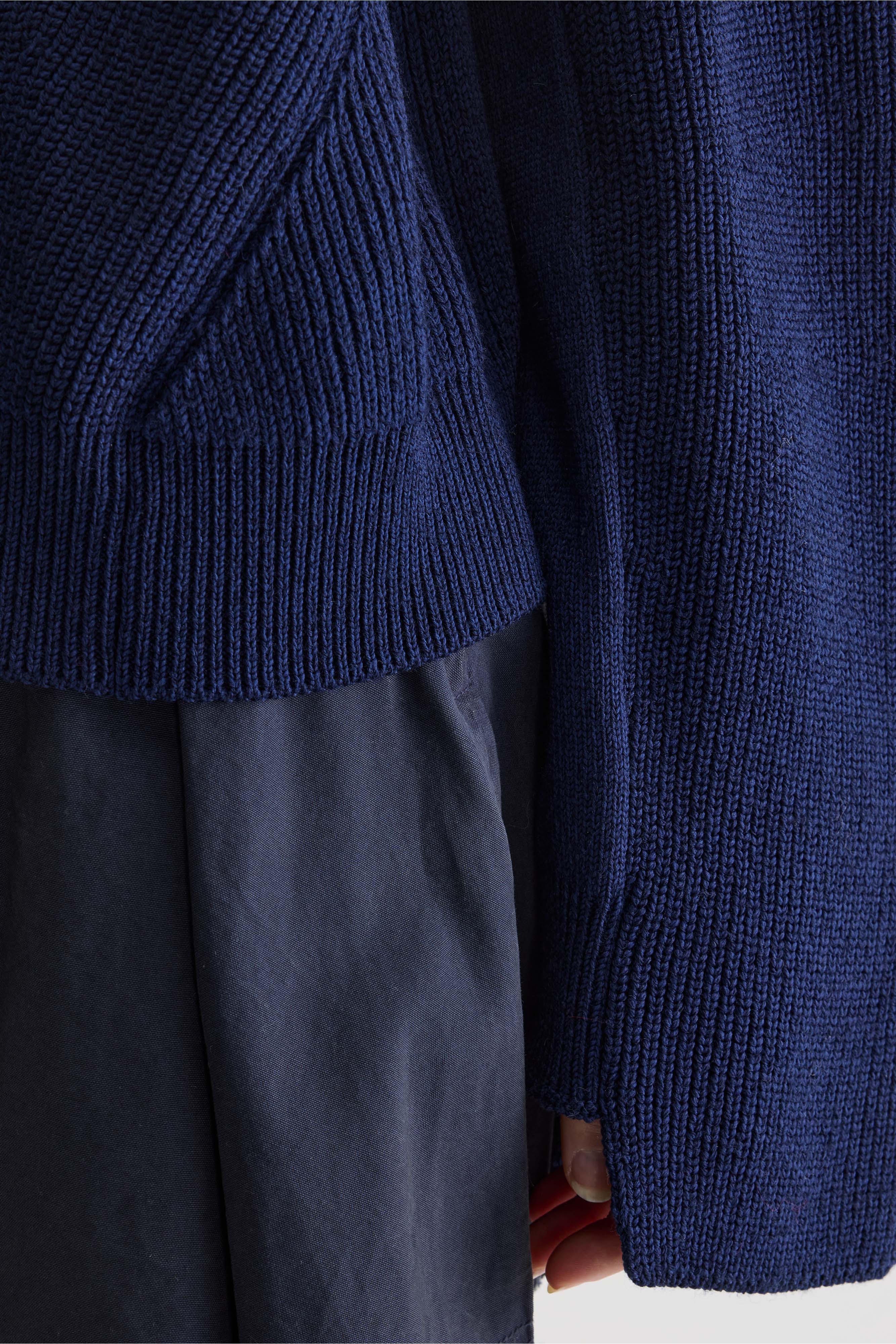 Aoth cropped sweater (261 / W / NAVY)