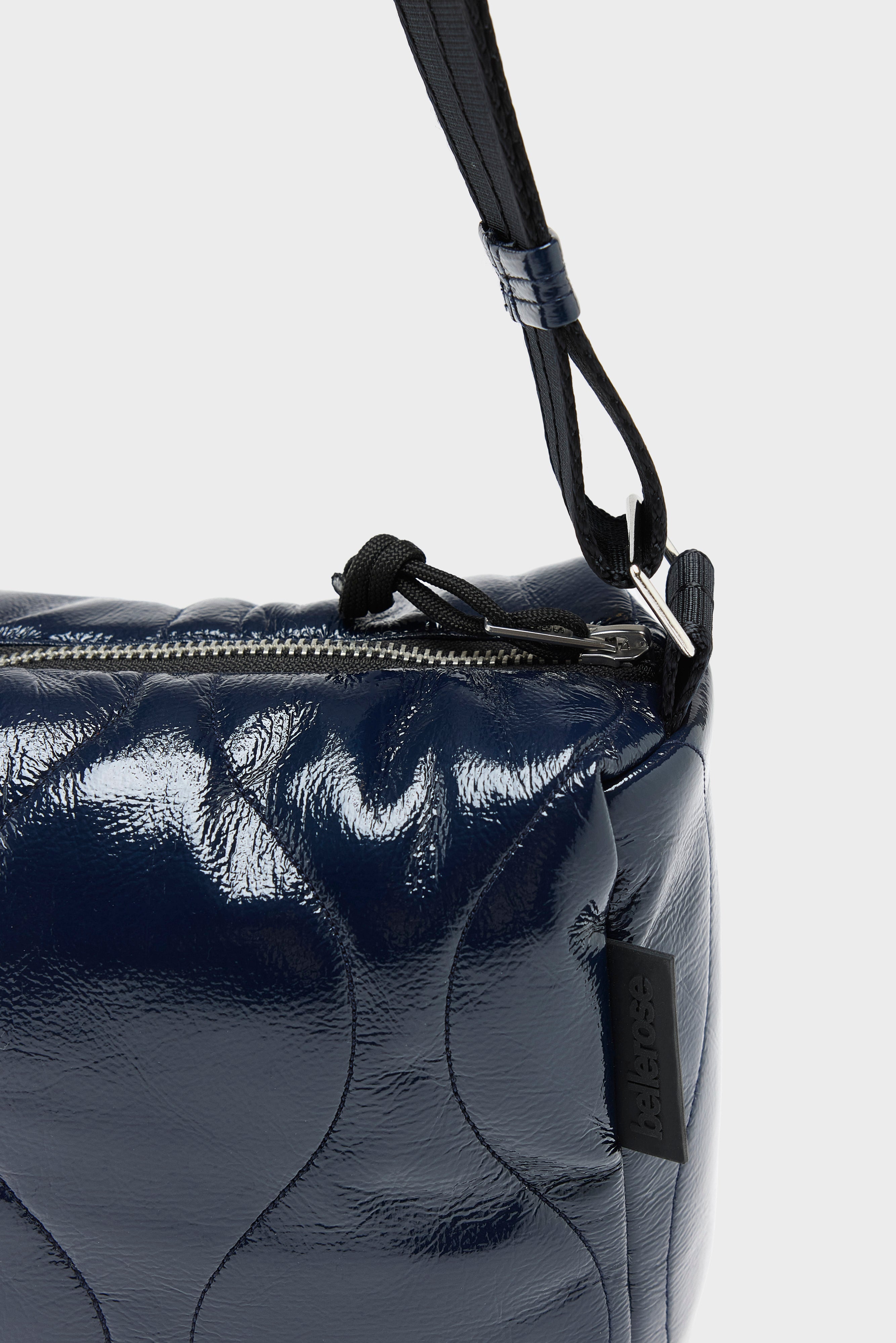 Hobbes crossbody bag (262 / W / CAPTAIN)