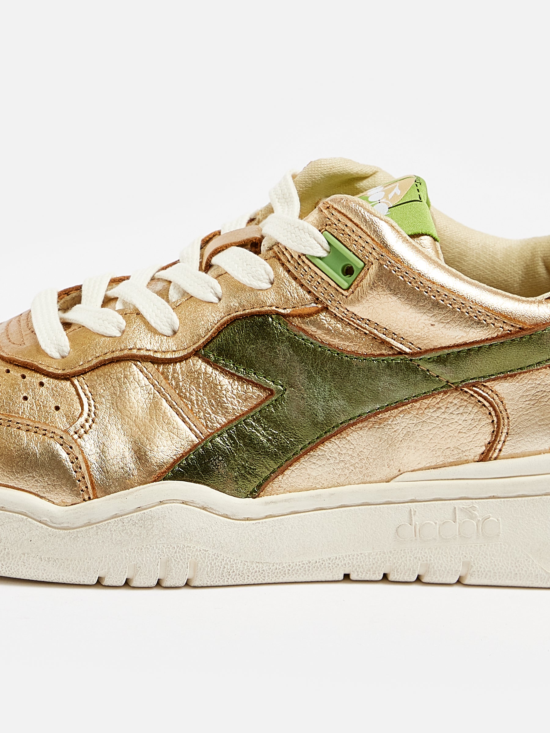 B.560 Metallic voor dames (241 / W / GOLD)