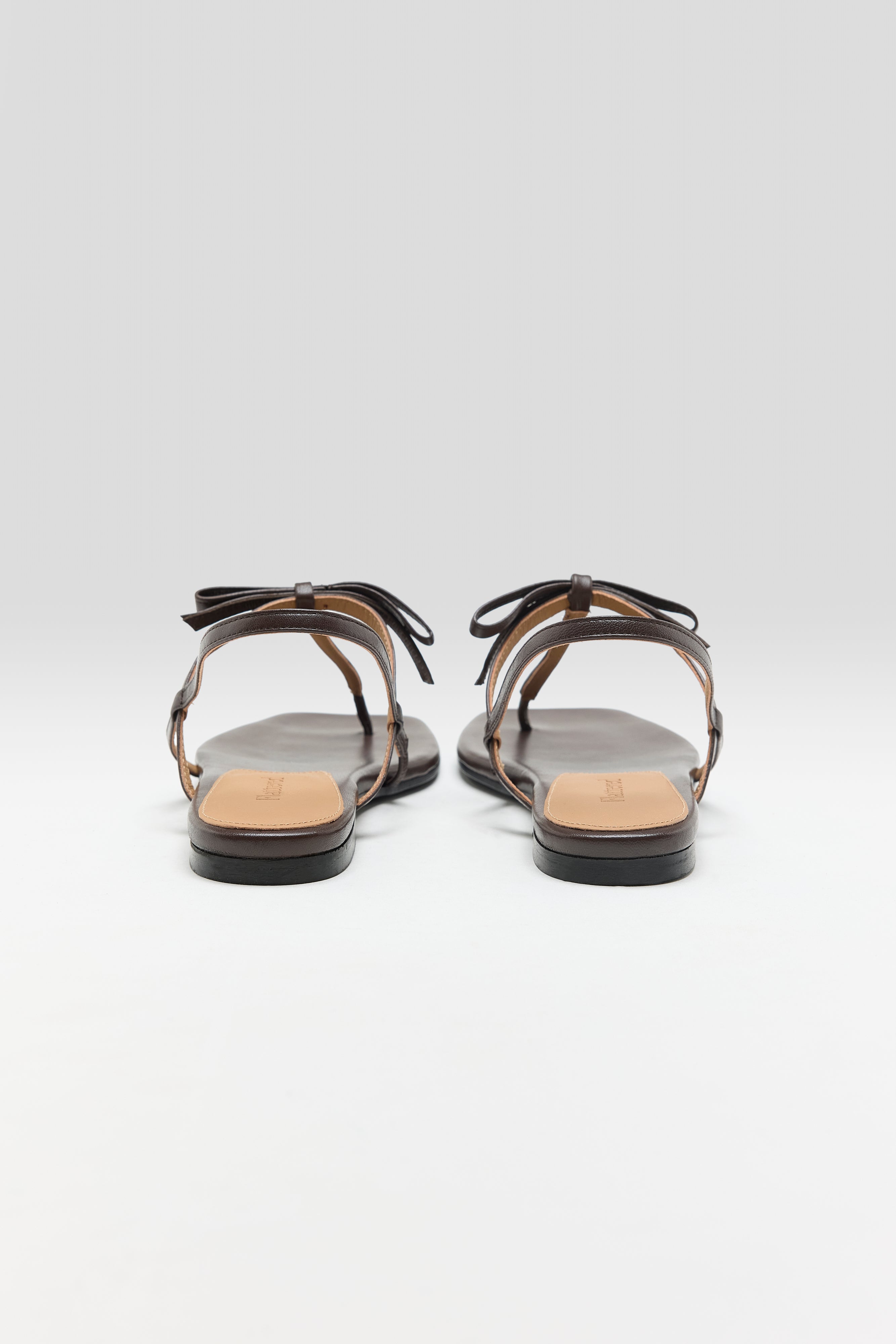 Sina Flat Sandals  (261 / W / CHOCOLATE)