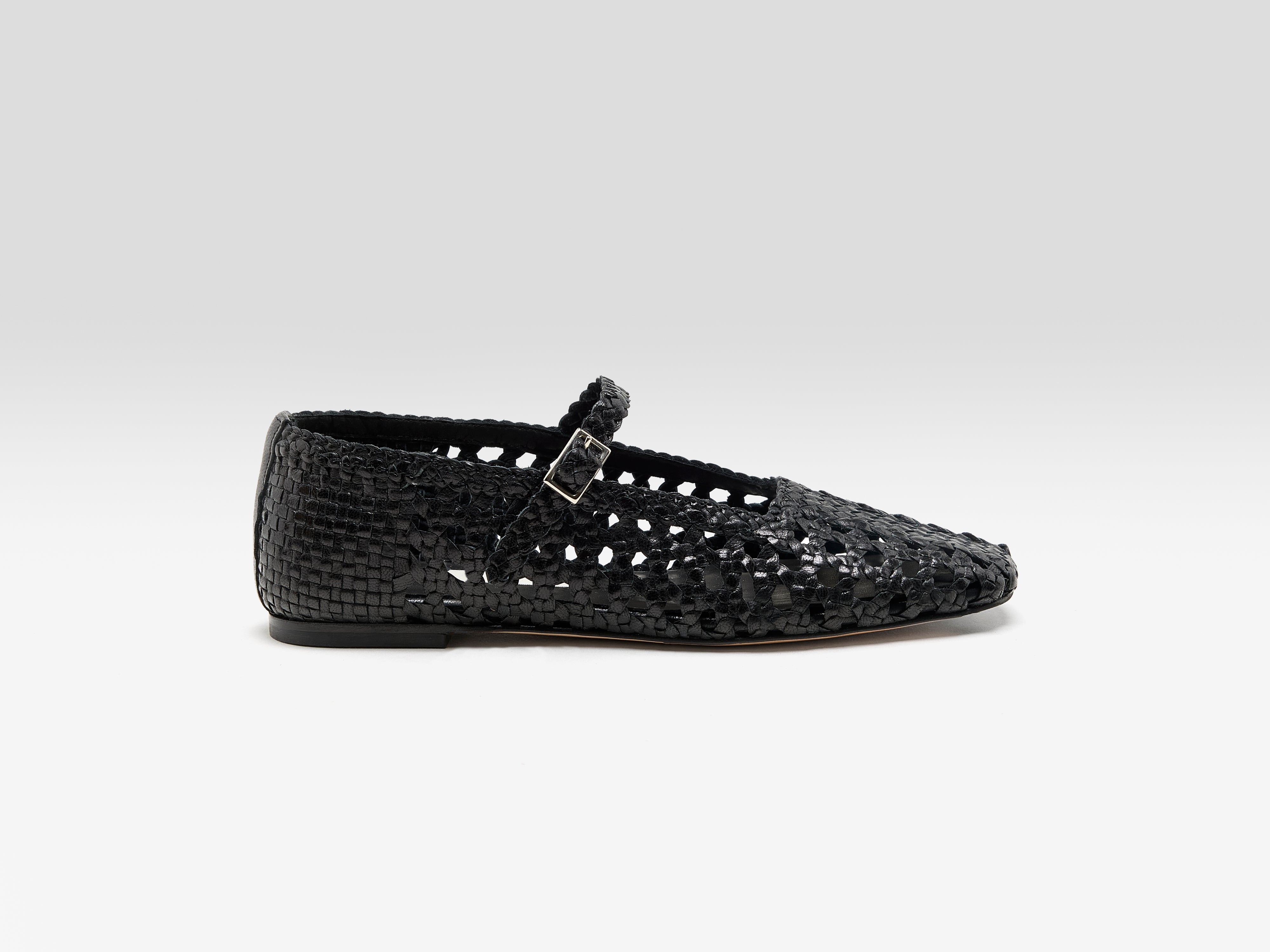 Yeida Ballerinas  (261 / W / BLACK)