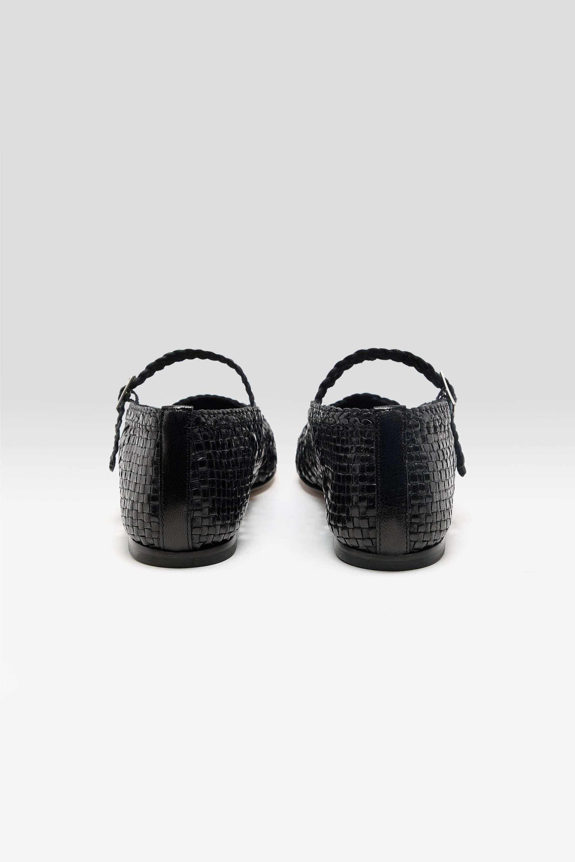 Yeida Ballerinas  (261 / W / BLACK)
