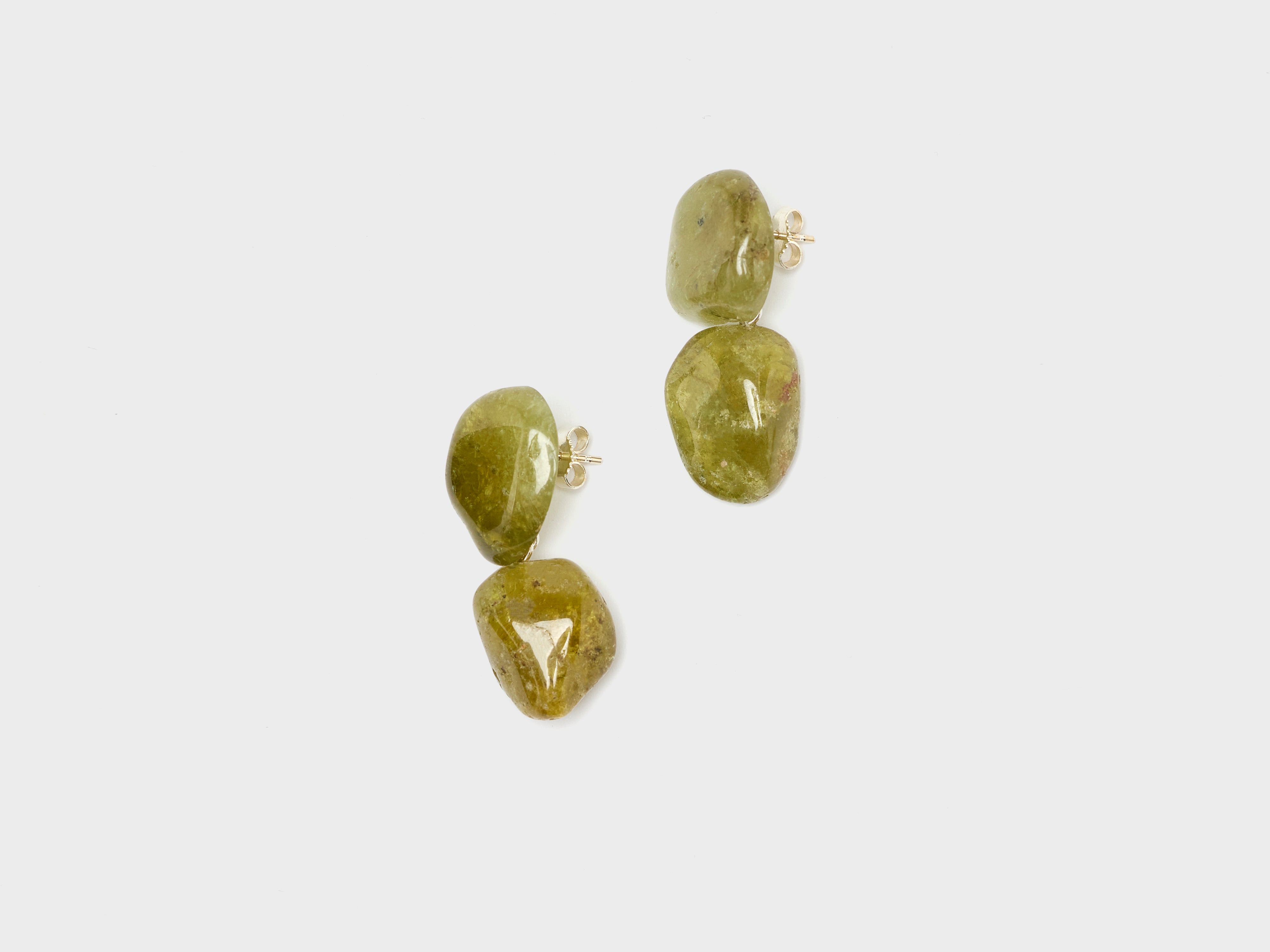 Dark Green Pebbles Earrings  (252 / W / GREEN)