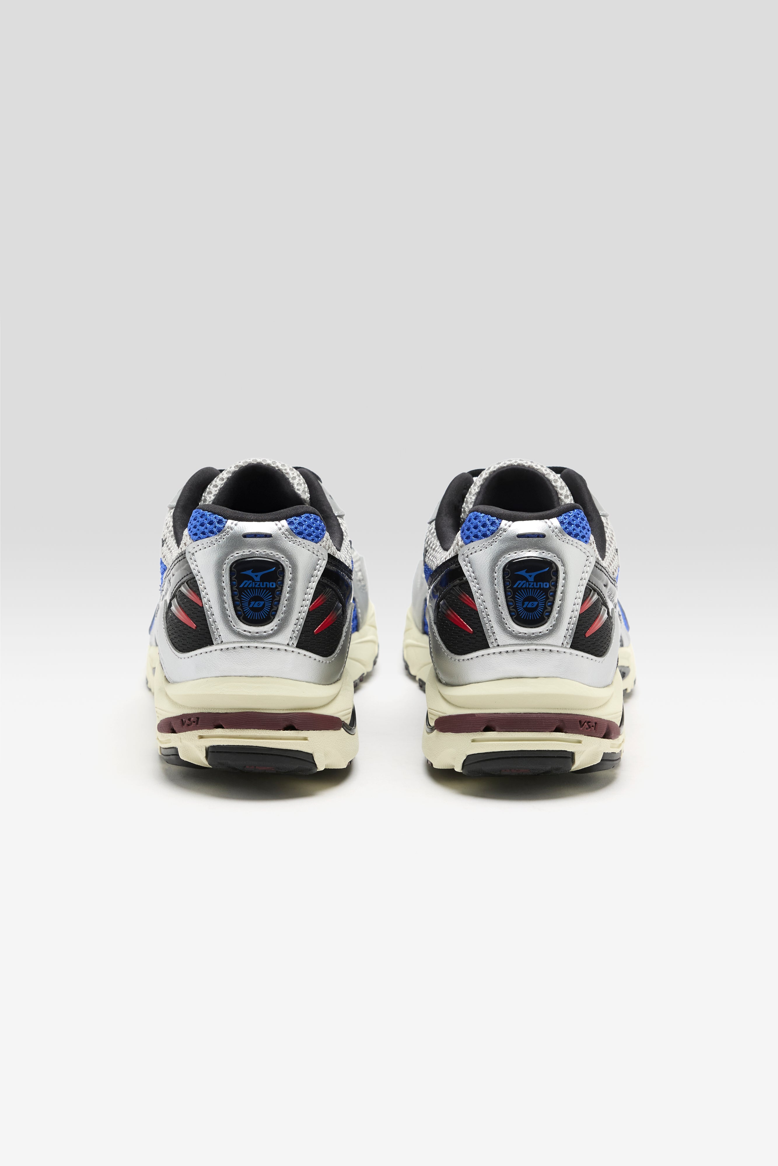 Wave Rider 10 Sport for Men  (261 / M / BLUE)