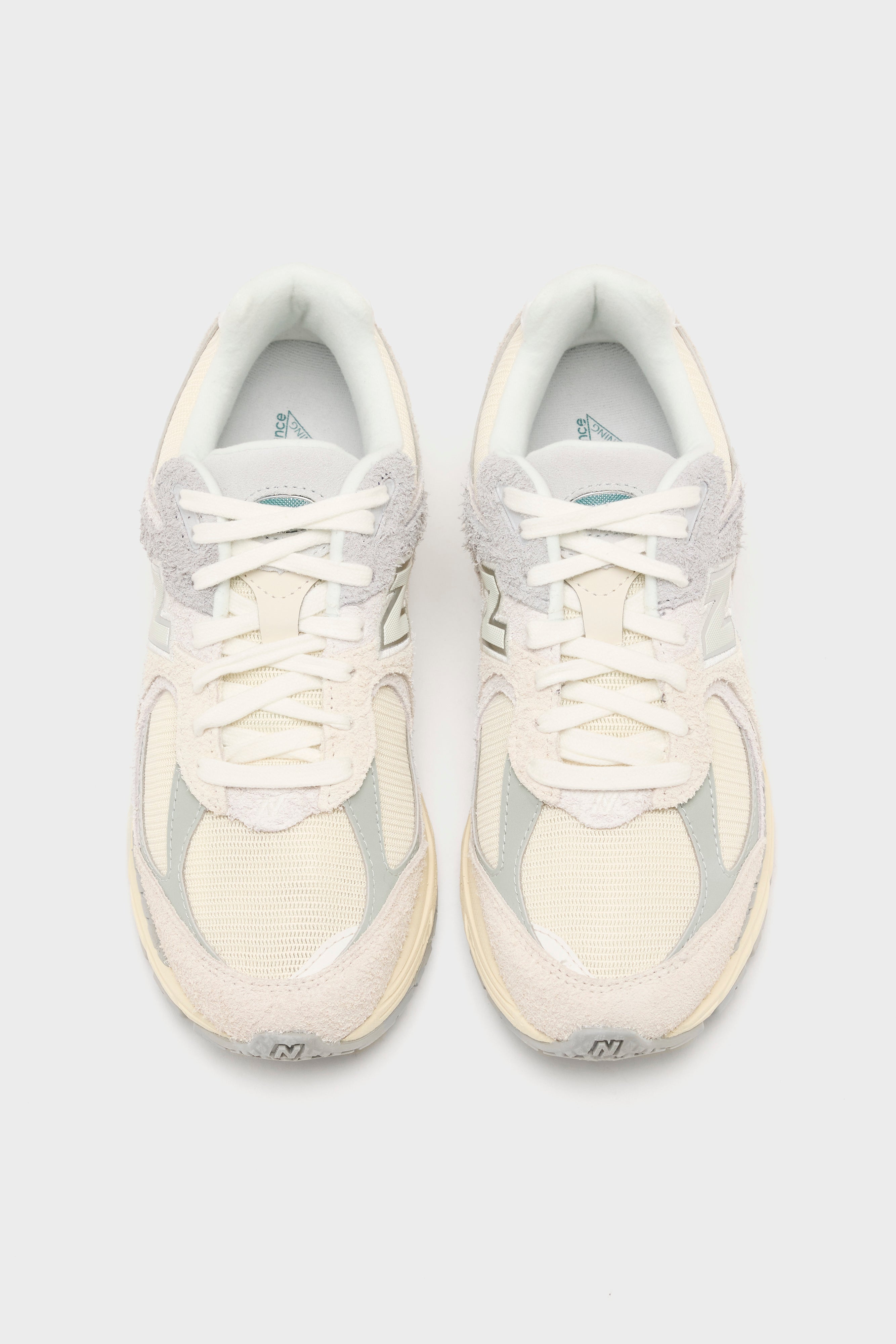 2002R pour Femme  (251 / W / CREAM)