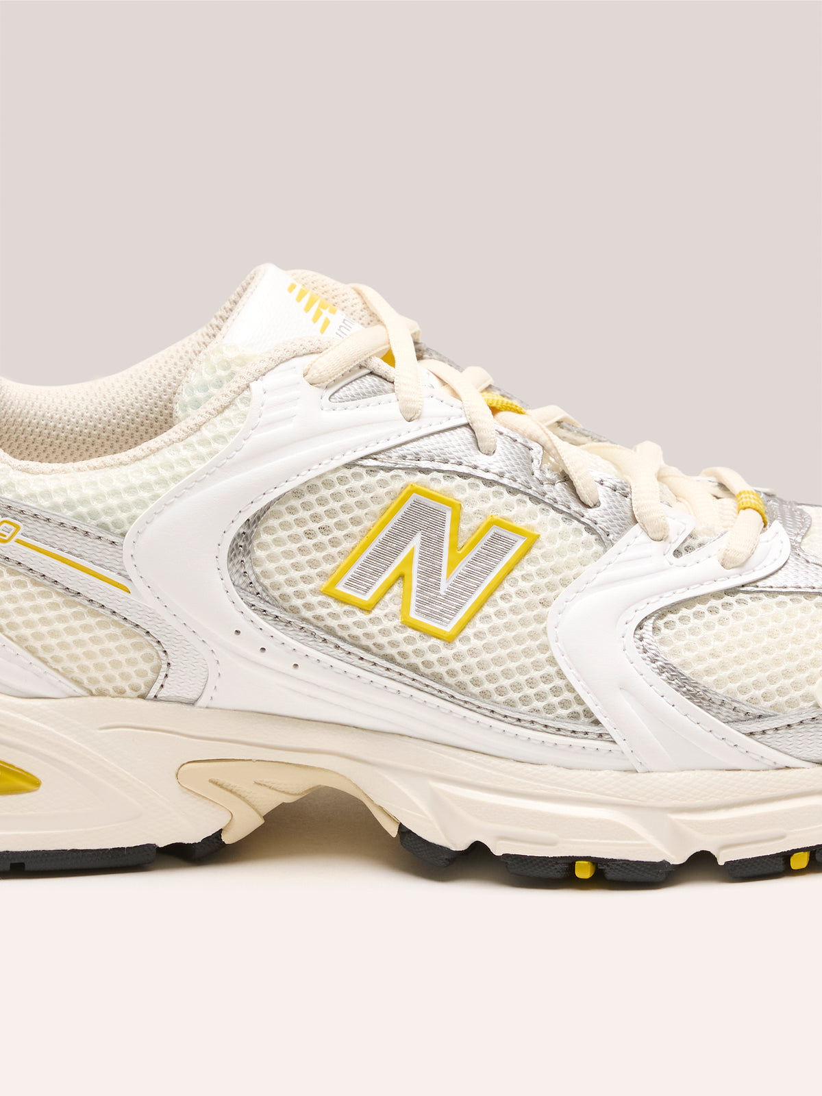 530 pour Femme (242 / W / YELLOW)