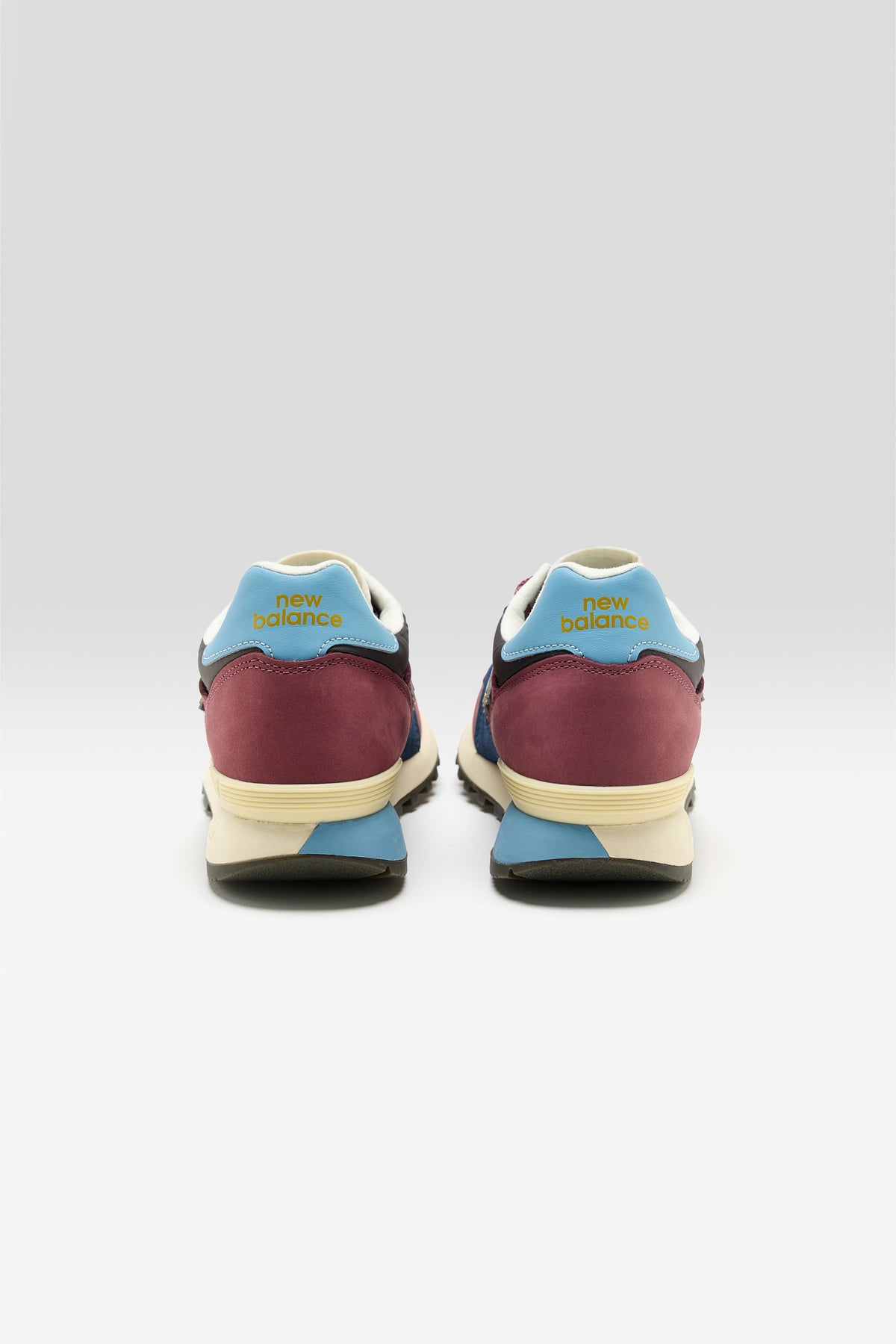475 voor dames  (252 / W / RED)