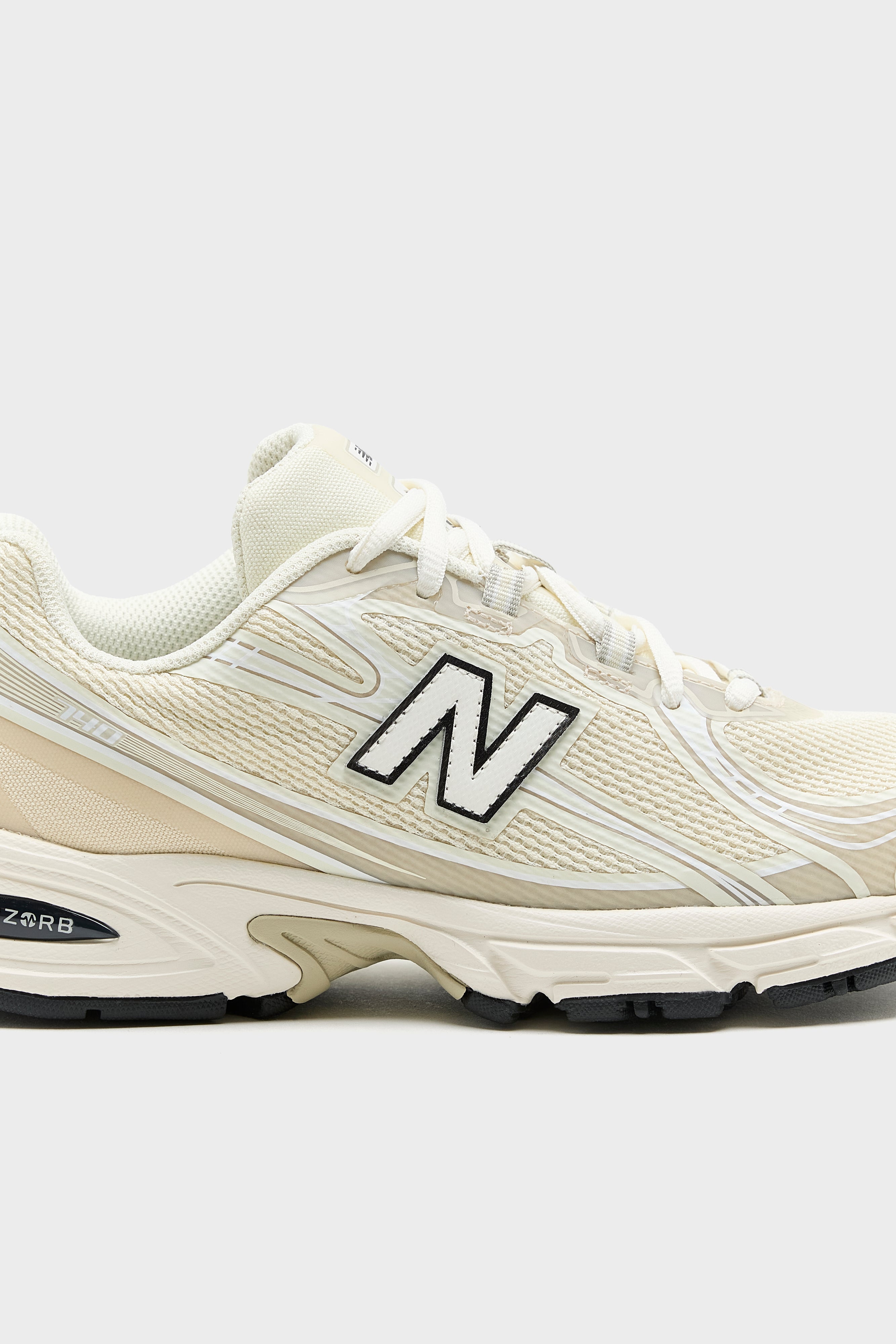 740N for Women  (261 / W / OFF WHITE)