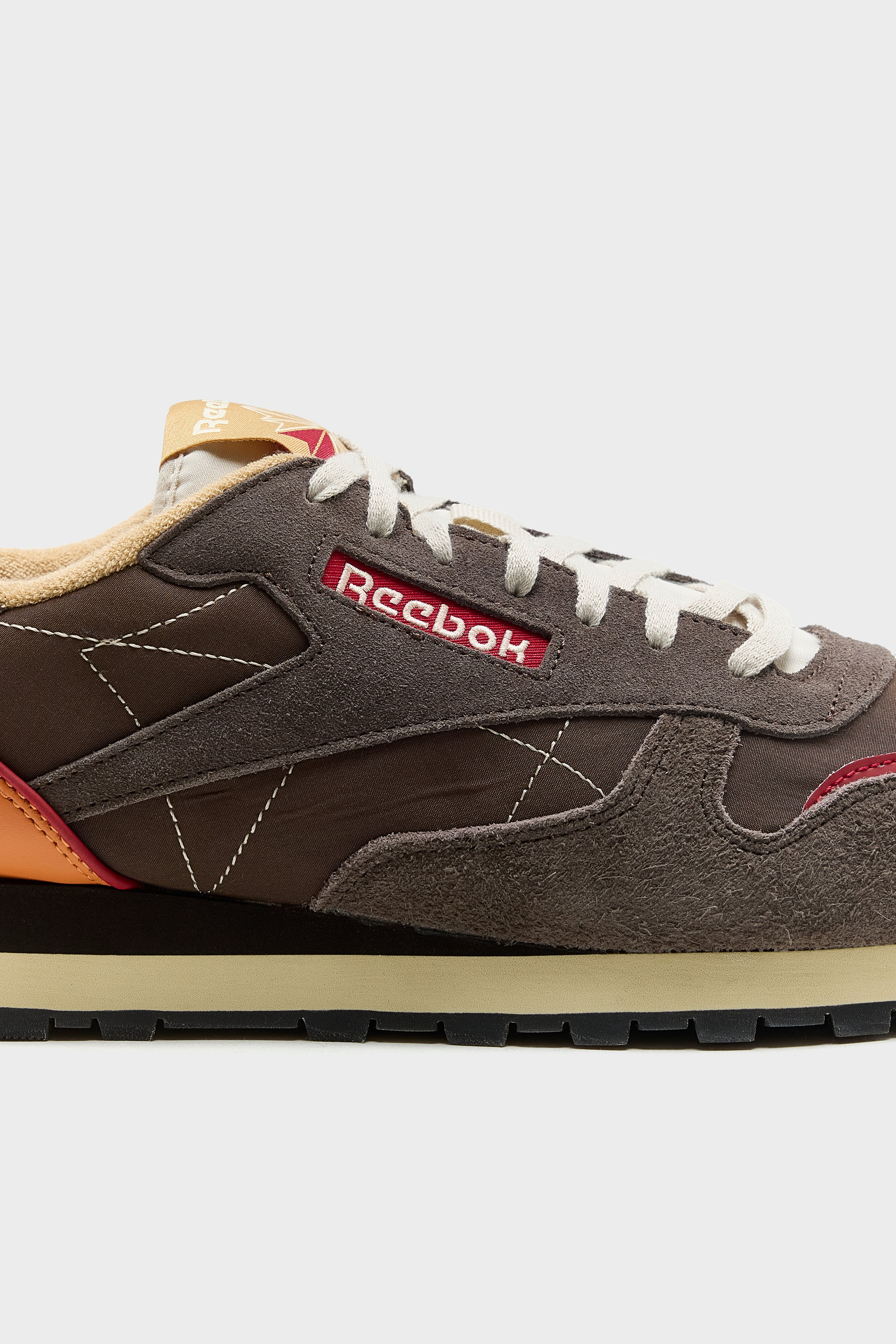 Classic Leather Premium for Men  (252 / M / BROWN)