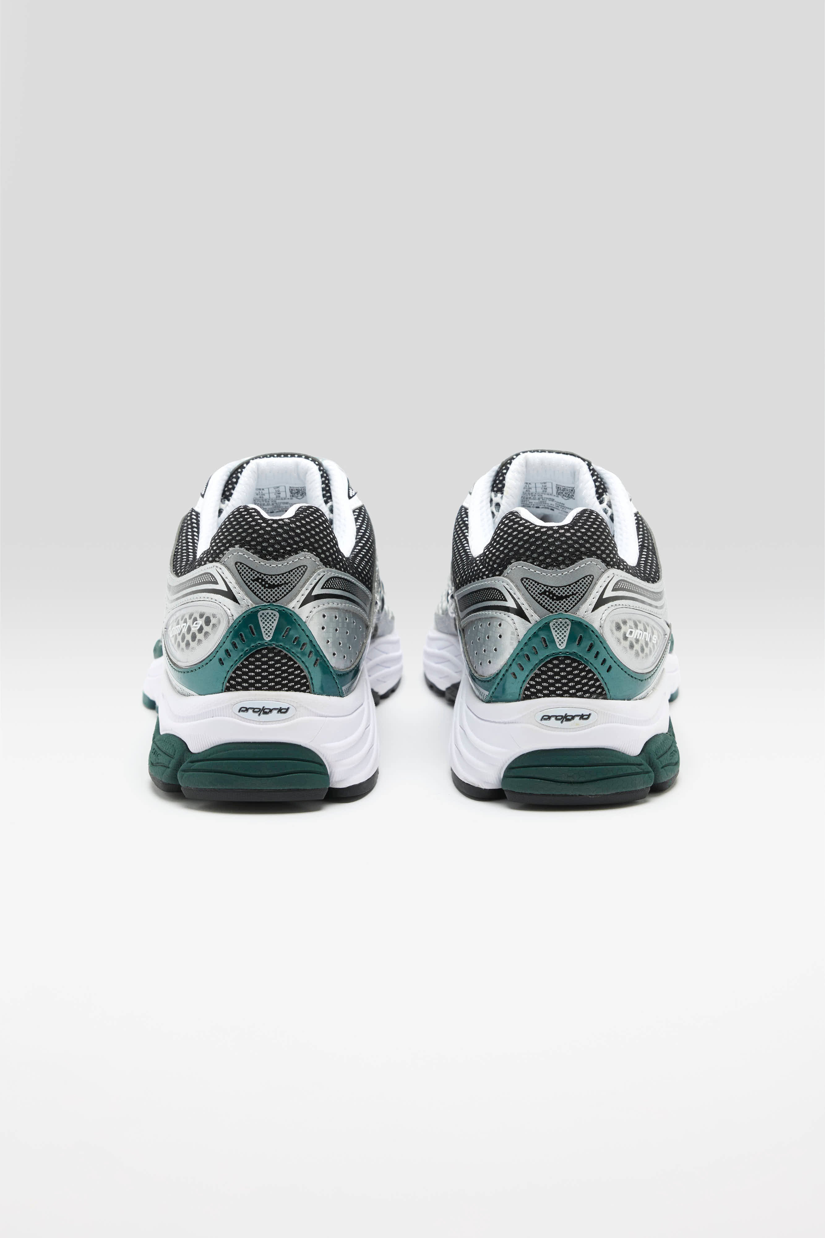 Progrid Omni 9 for Men  (261 / M / PINE)
