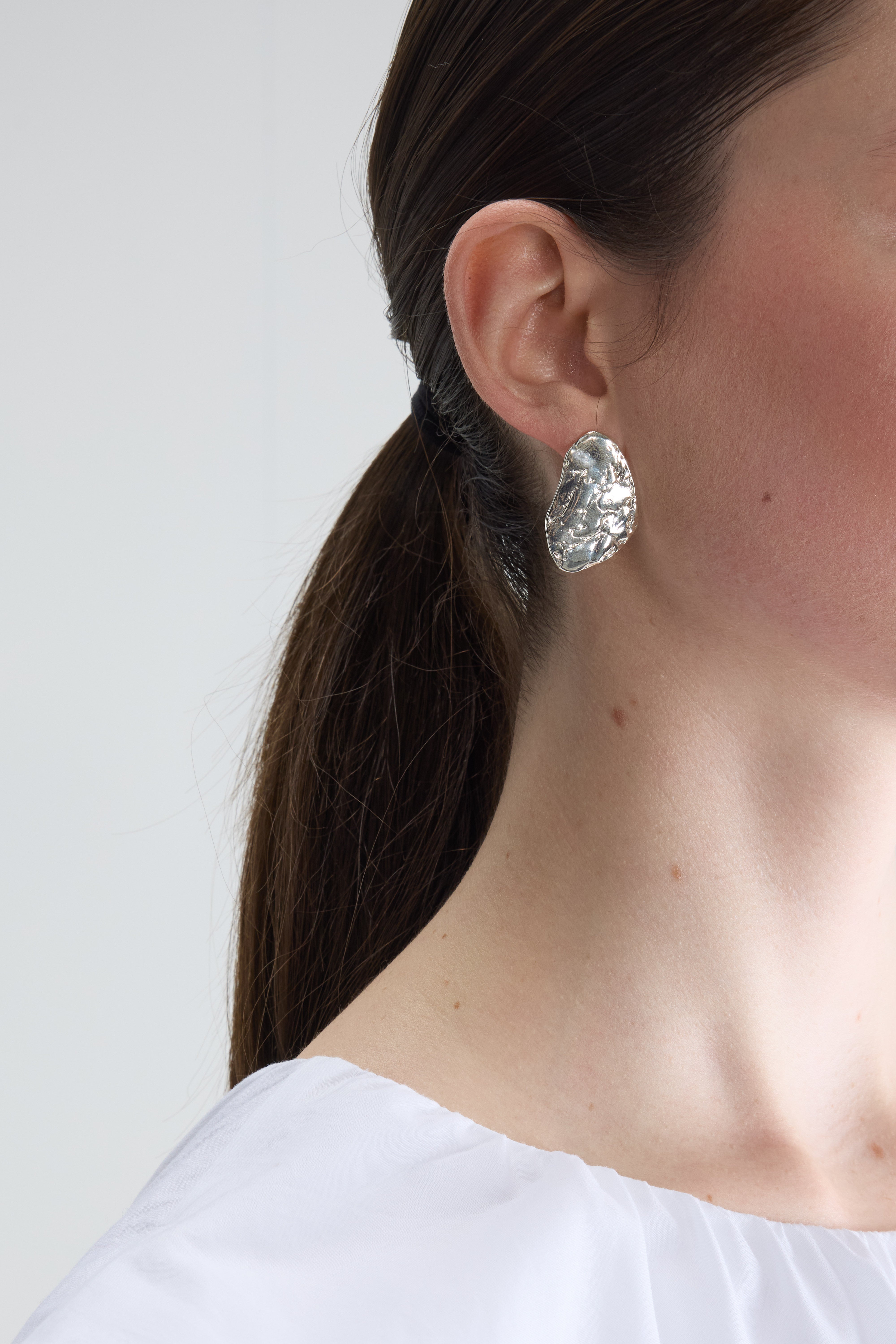 Pietro Earrings  (261 / W / SILVER)