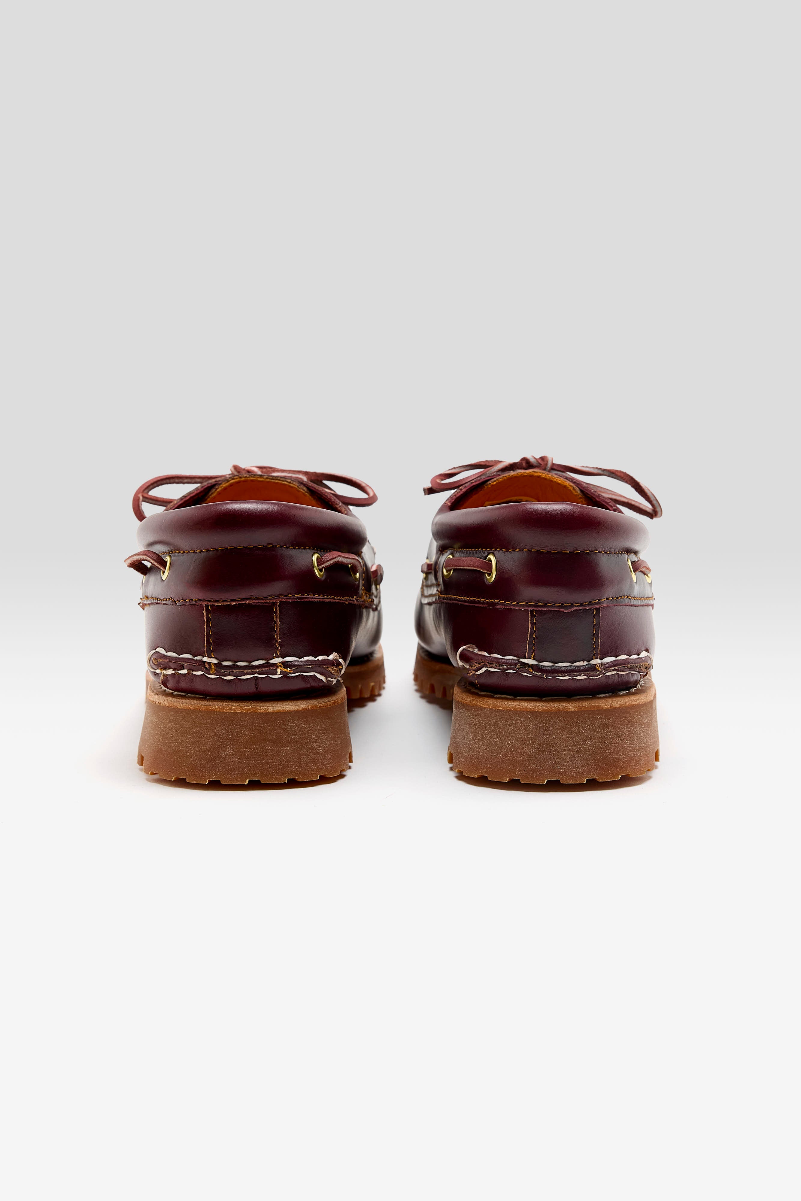Chaussures bateau Authentic 3-Eye Lug Handsewn pour Homme  (261 / M / BORDEAUX)