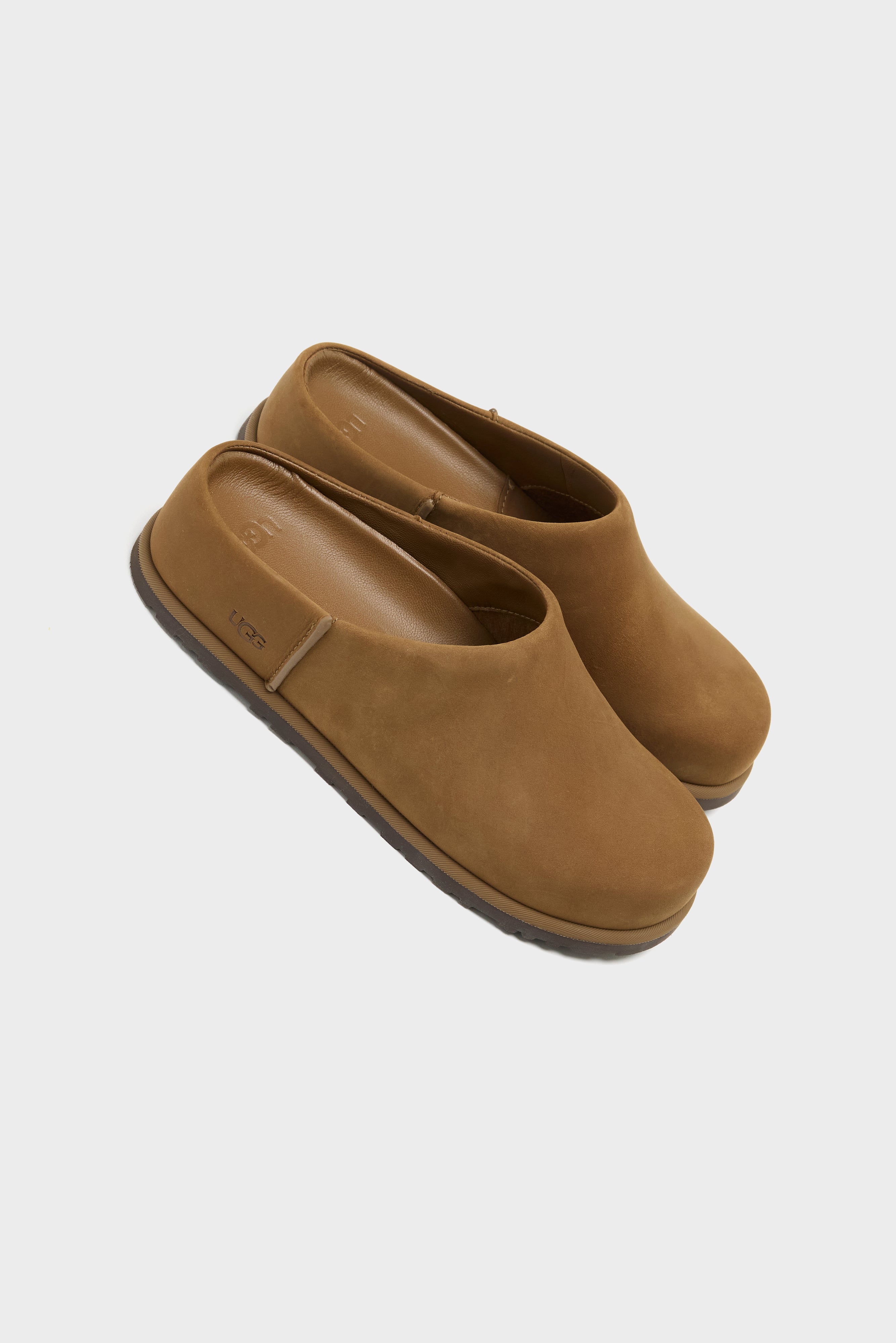 Otzo Clogs for Women  (261 / W / CHESTNUT)