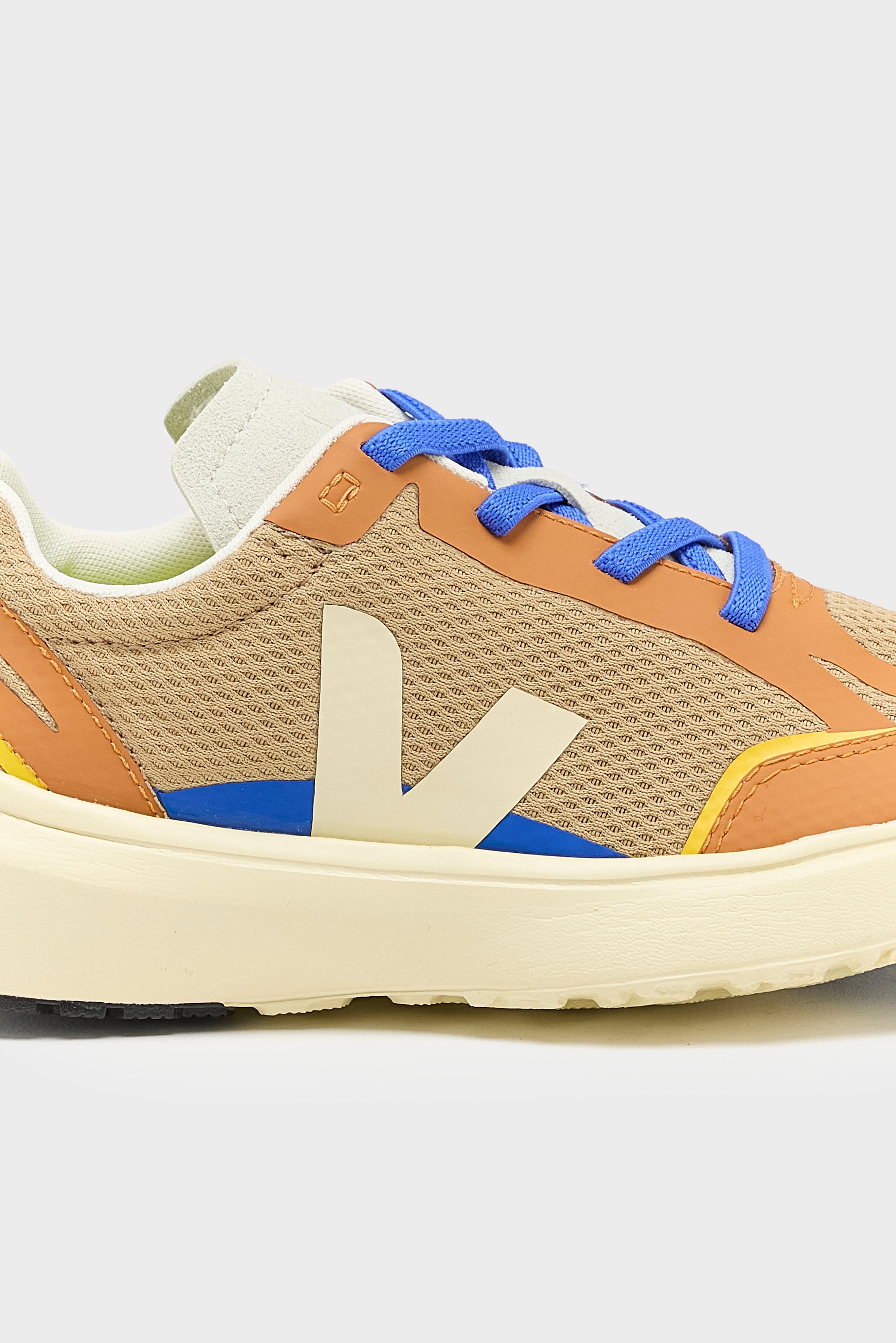 Canary Alveomesh for Kids  (252 / B / BROWN)