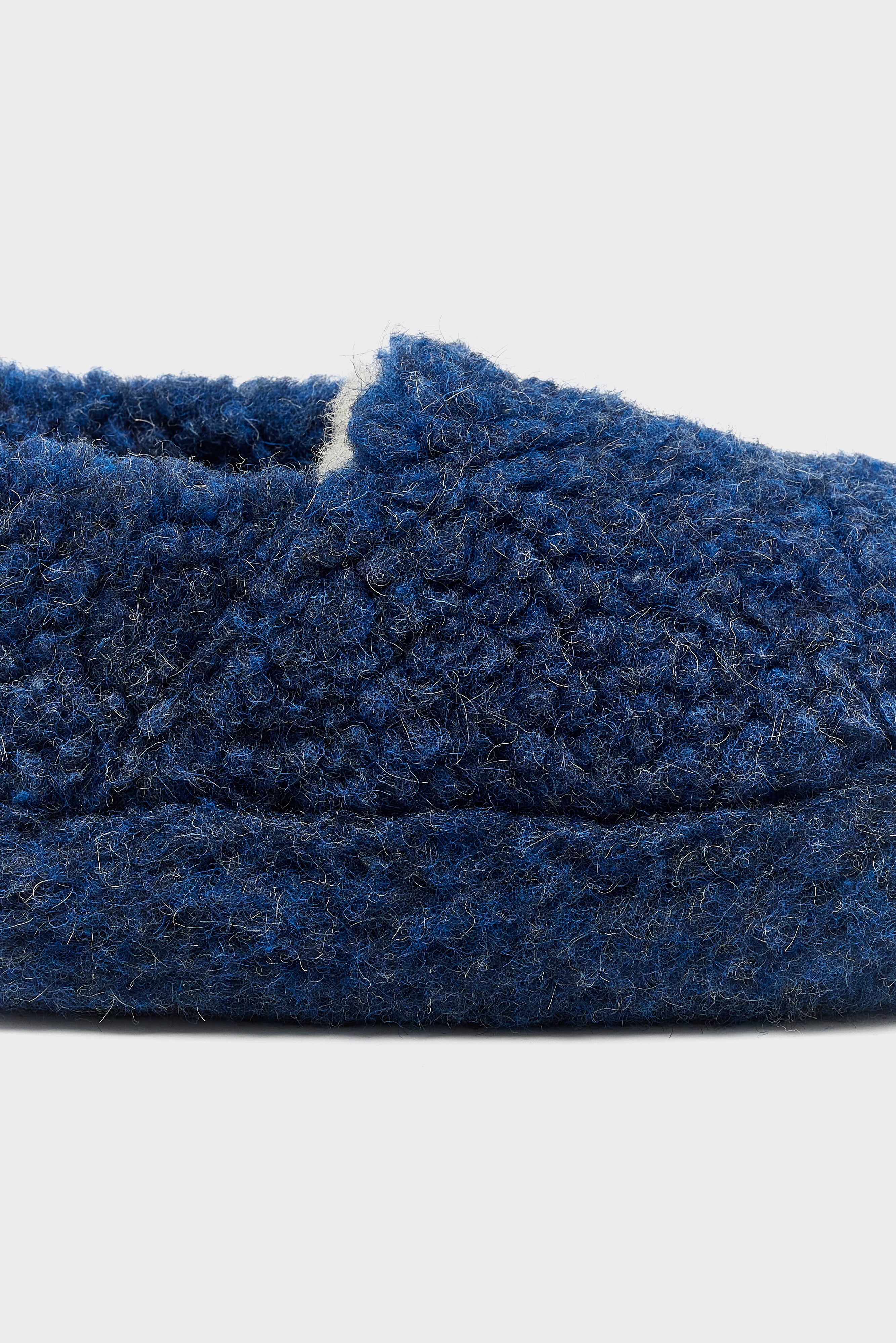 Siberian Slippers  (252 / W / BLUE)